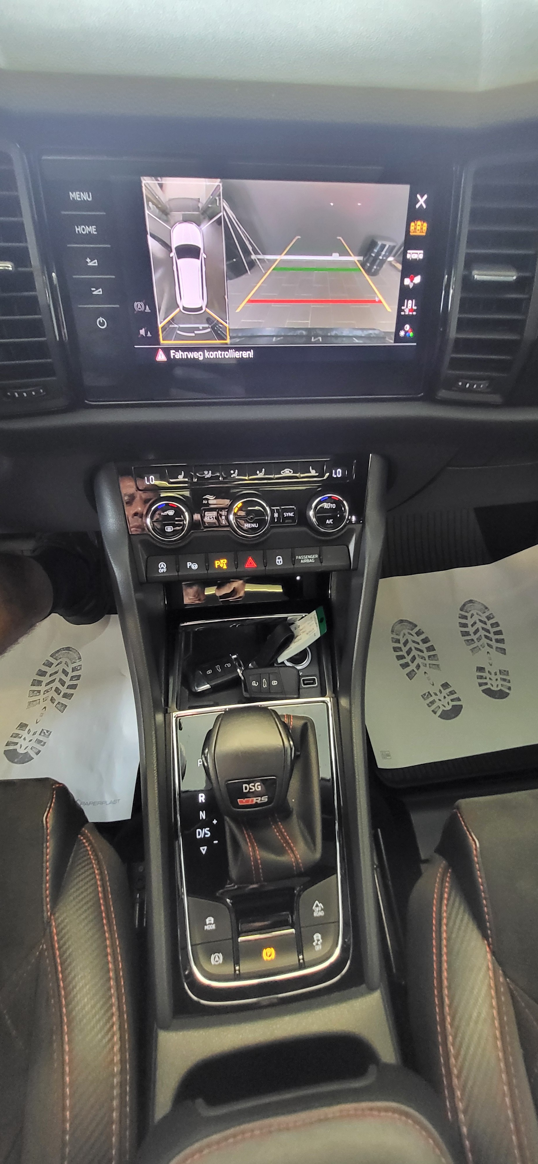 SKODA Kodiaq 2.0 Bi-TDI SCR RS 4x4 DSG-image-12