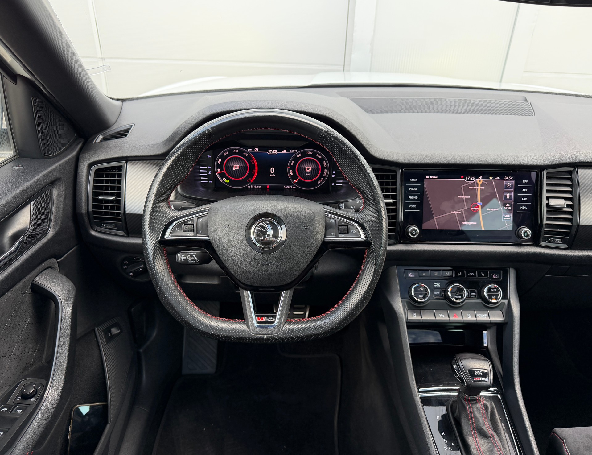 SKODA Kodiaq 2.0 Bi-TDI SCR RS 4x4 DSG - 7 Plätzer-image-8