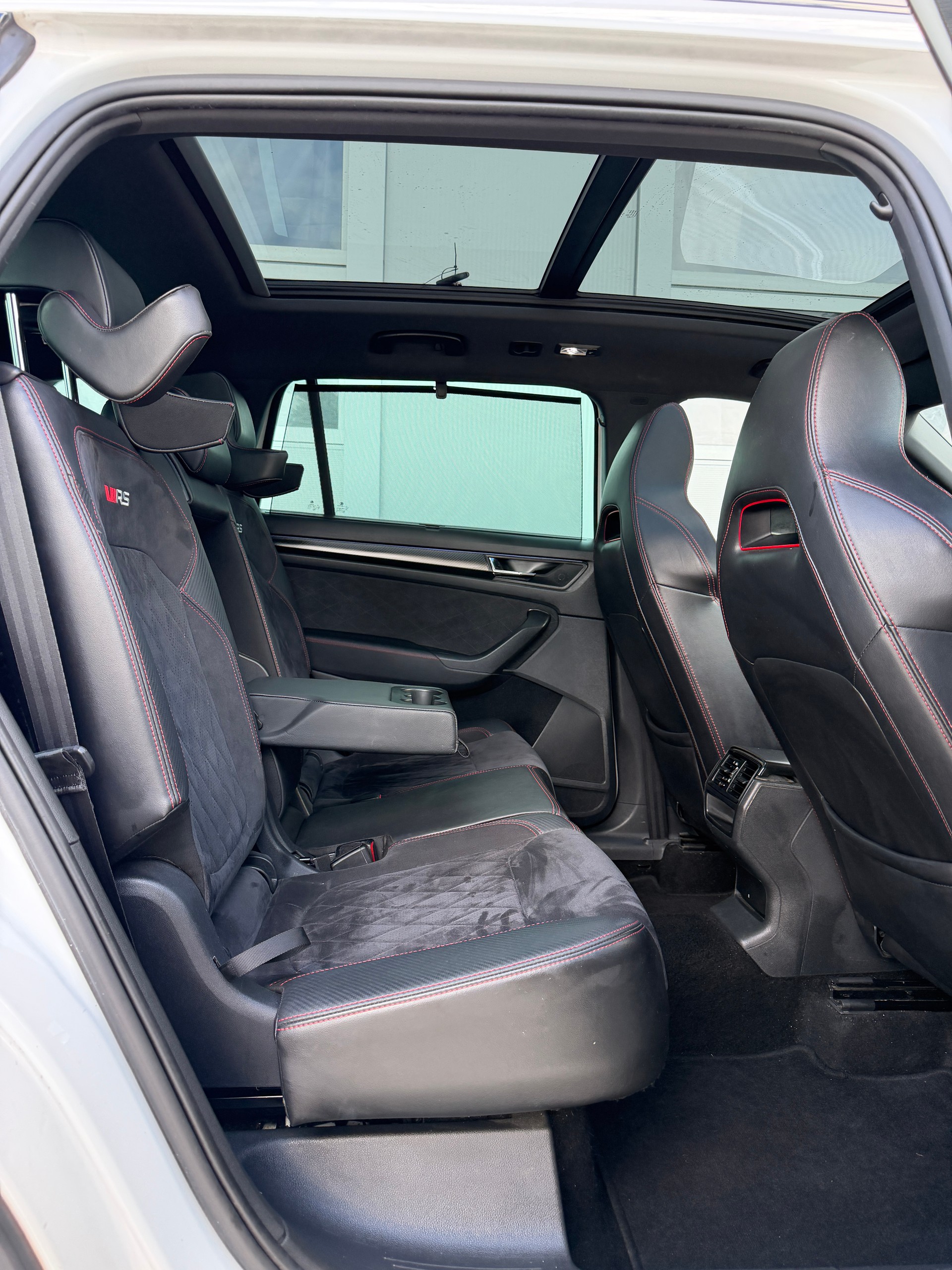 SKODA Kodiaq 2.0 Bi-TDI SCR RS 4x4 DSG - 7 Plätzer-image-14