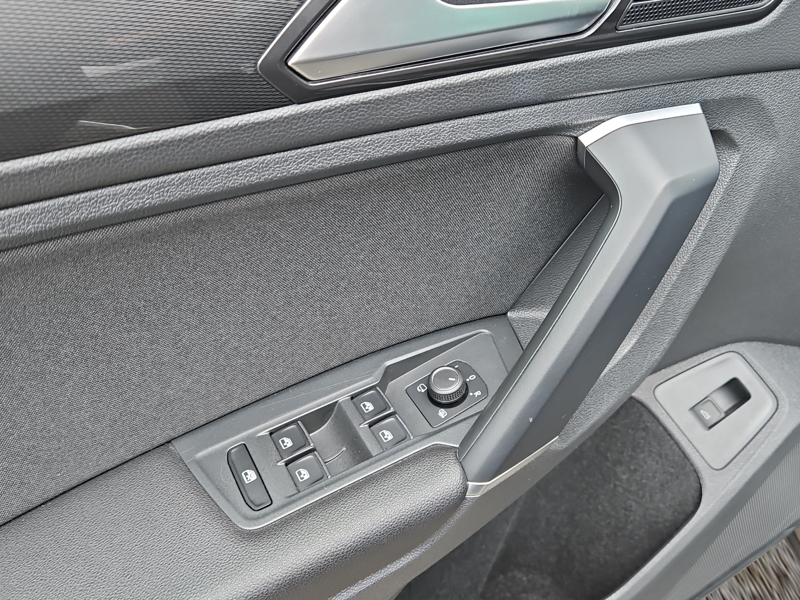 VW Tiguan 2.0TSI Highline 4Motion DSG-image-10
