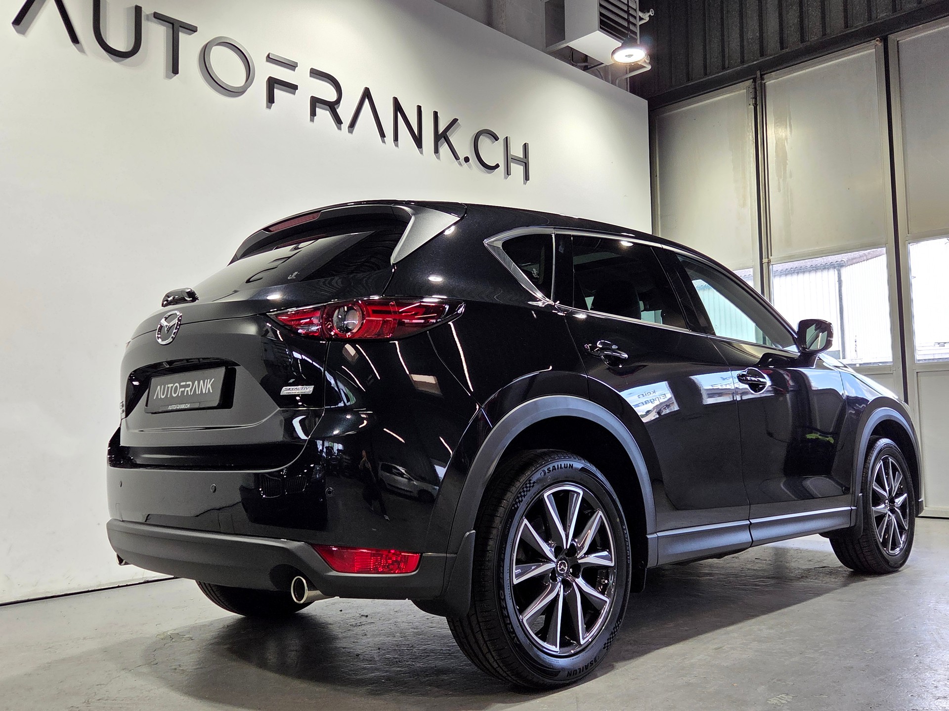 MAZDA CX-5 2.2 D 175 Revolution AWD-image-2