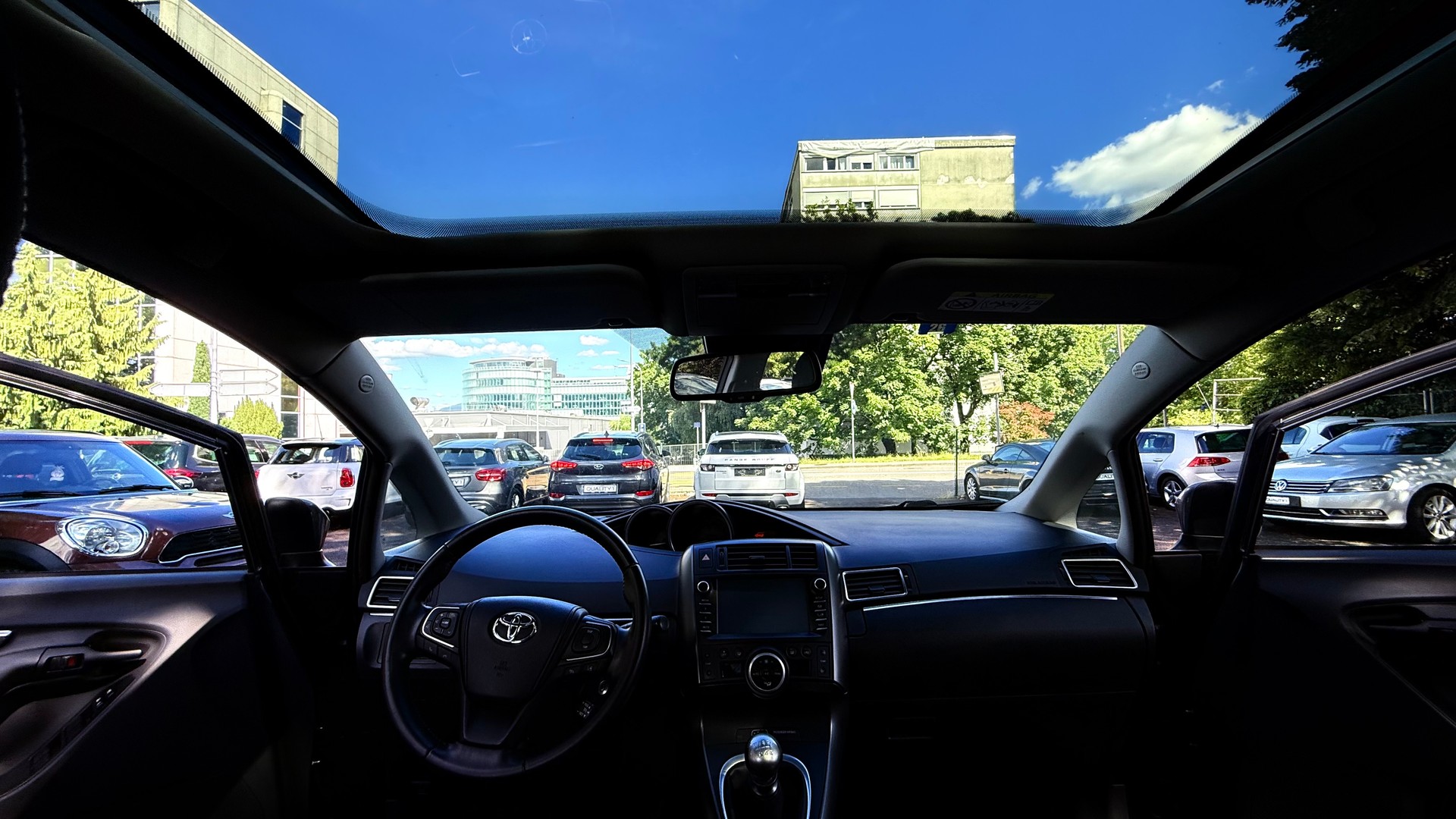 TOYOTA Verso 1.8 Trend-image-9