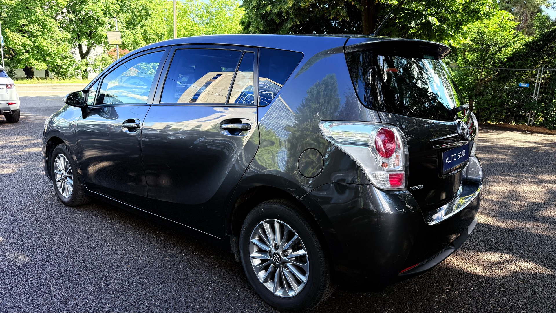 TOYOTA Verso 1.8 Trend-image-3