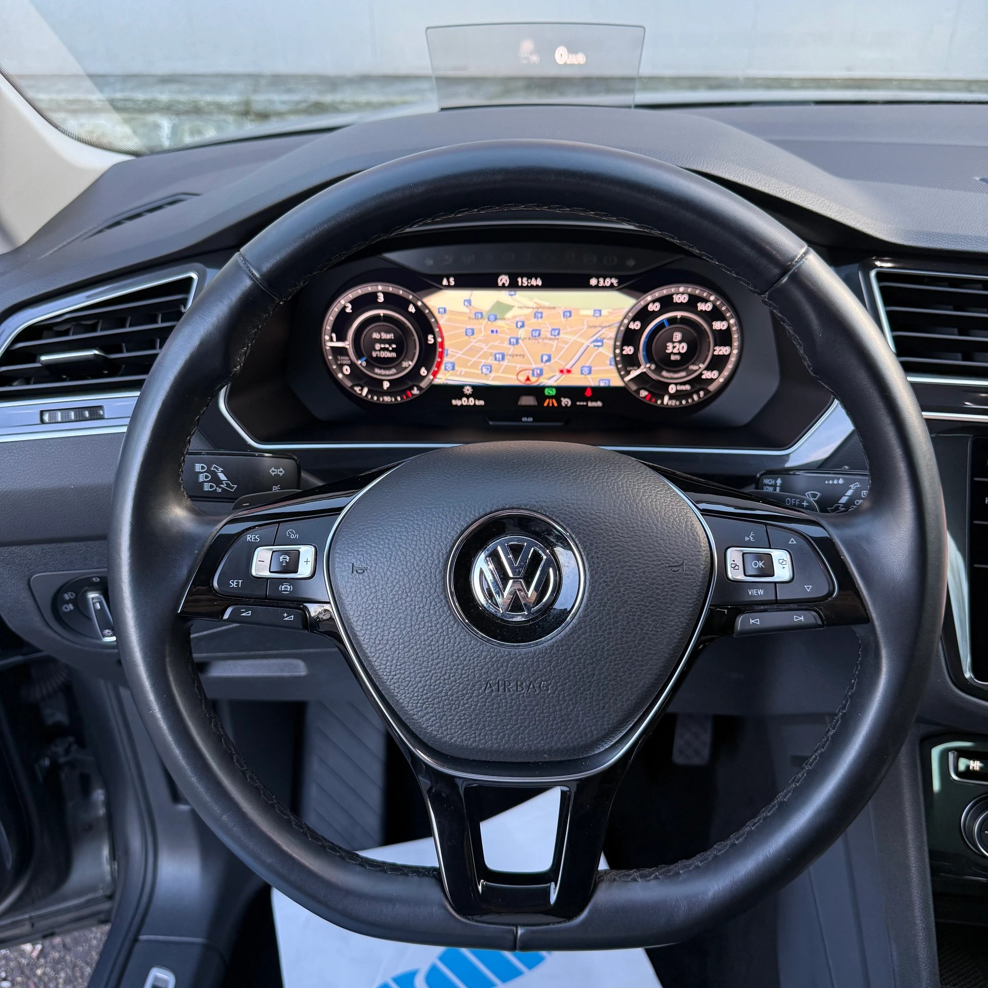 VW Tiguan 2.0 TDI SCR Highline 4Motion DSG *Anhängerkupplung*-image-17