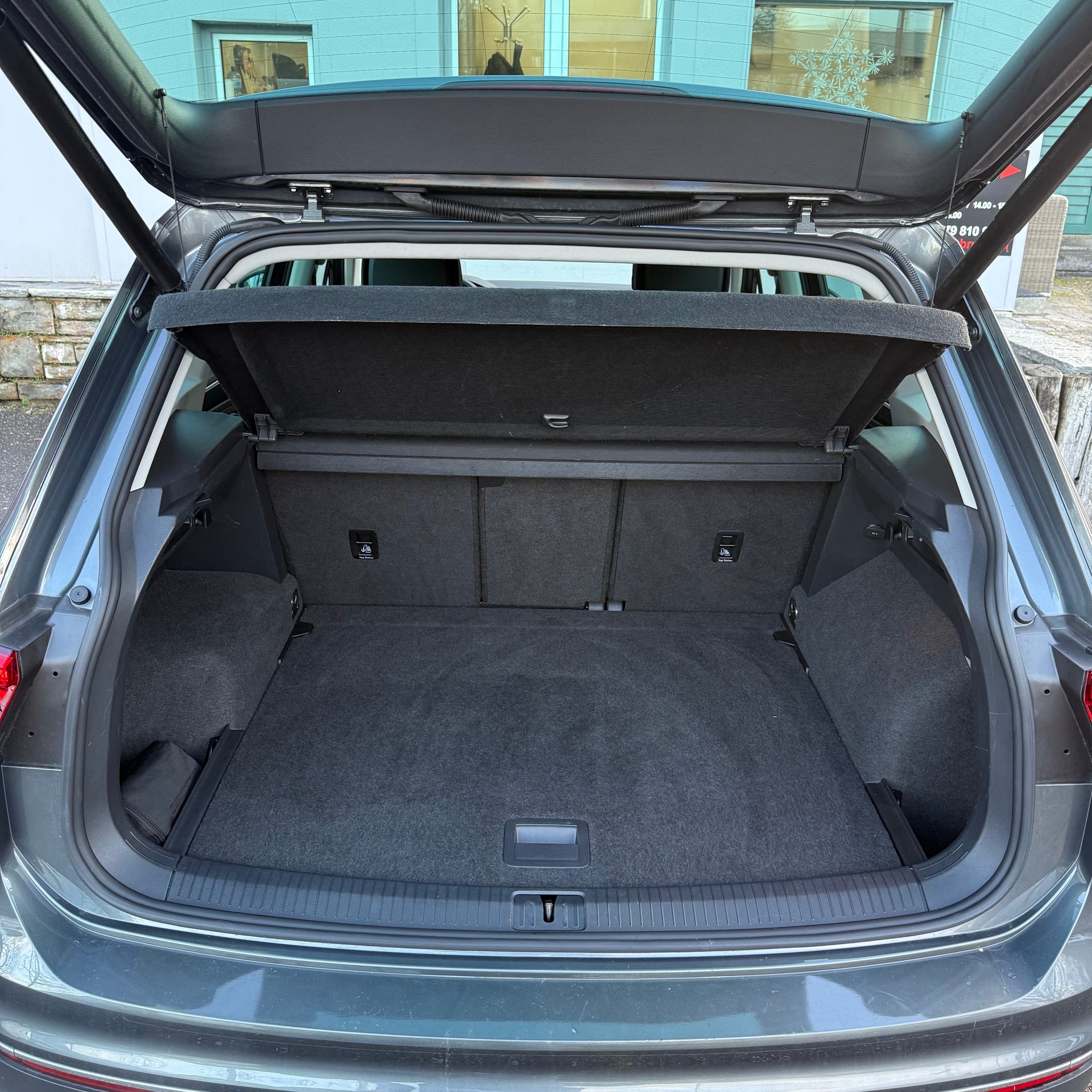 VW Tiguan 2.0 TDI SCR Highline 4Motion DSG *Anhängerkupplung*-image-24