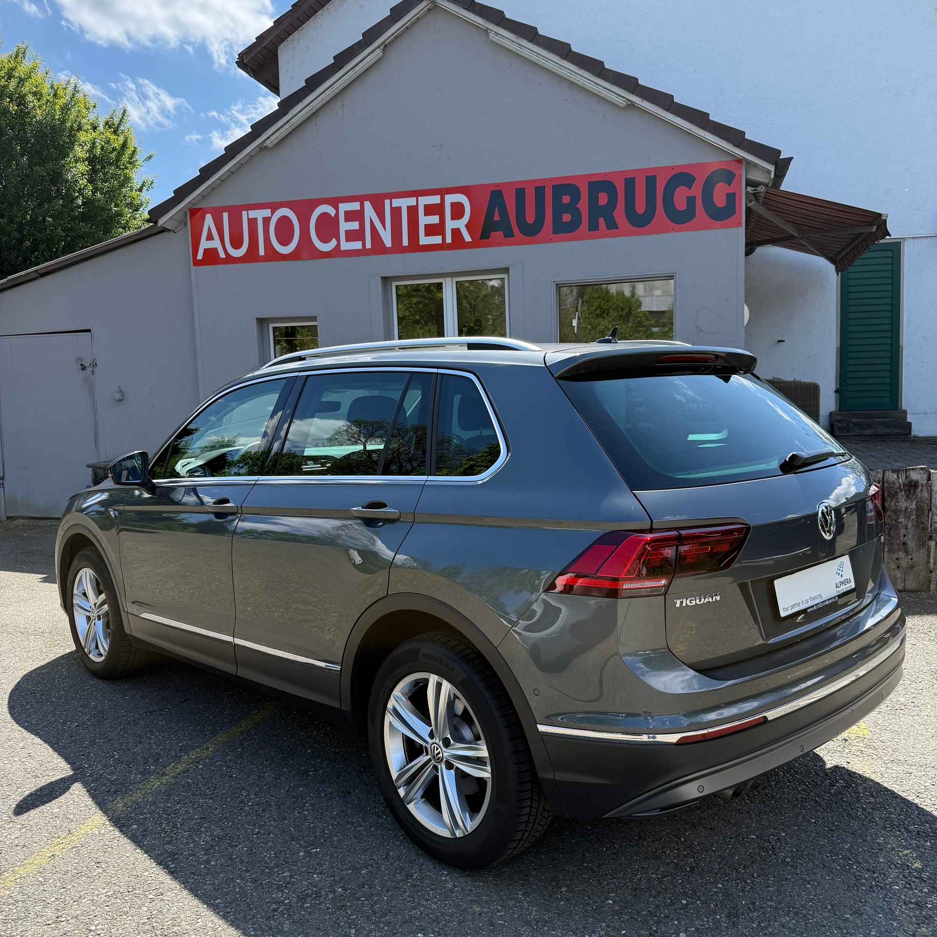VW Tiguan 2.0 TDI SCR Highline 4Motion DSG *Anhängerkupplung*-image-1
