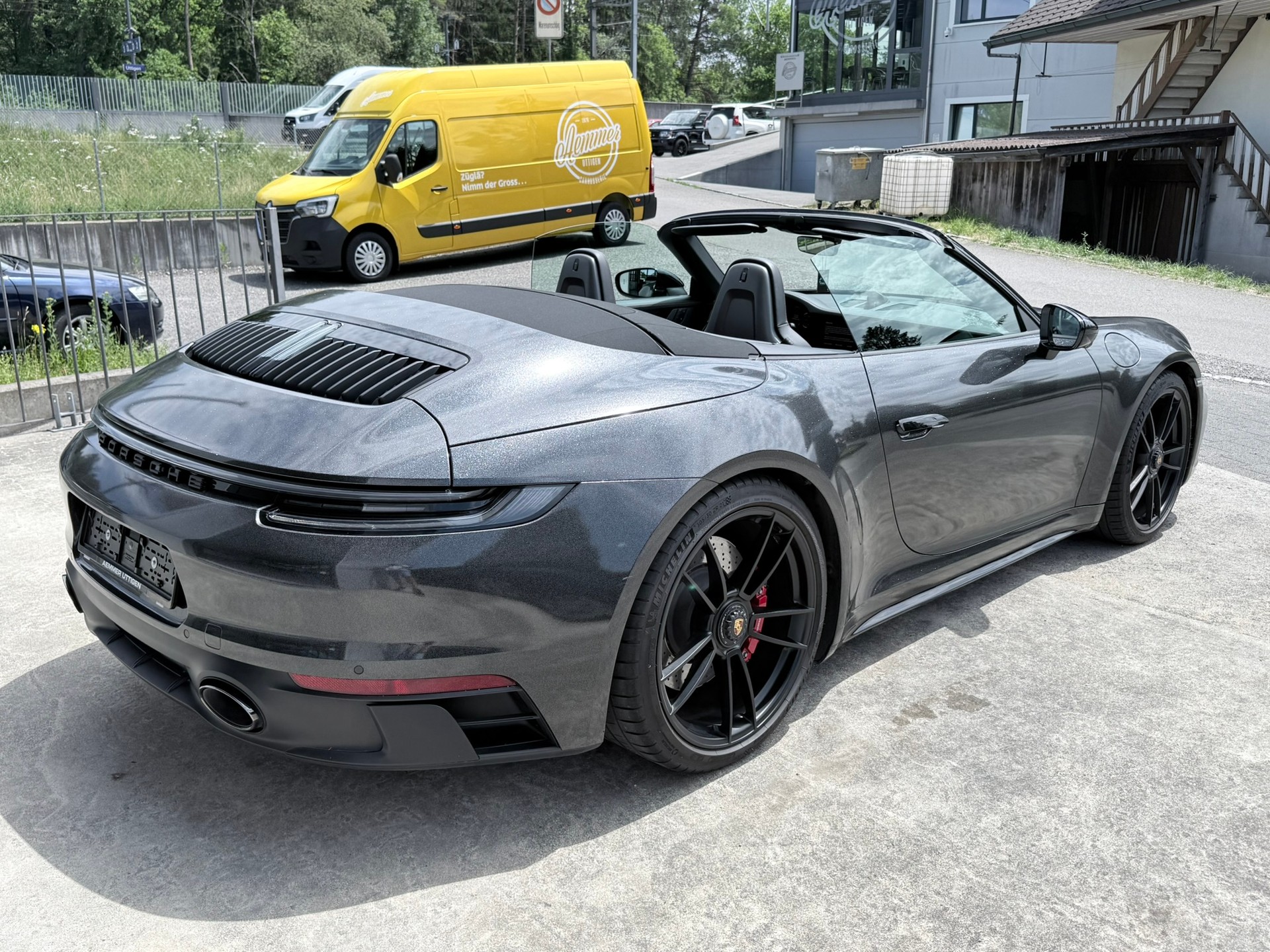 PORSCHE 911 Carrera 4 GTS Cabriolet PDK-image-5