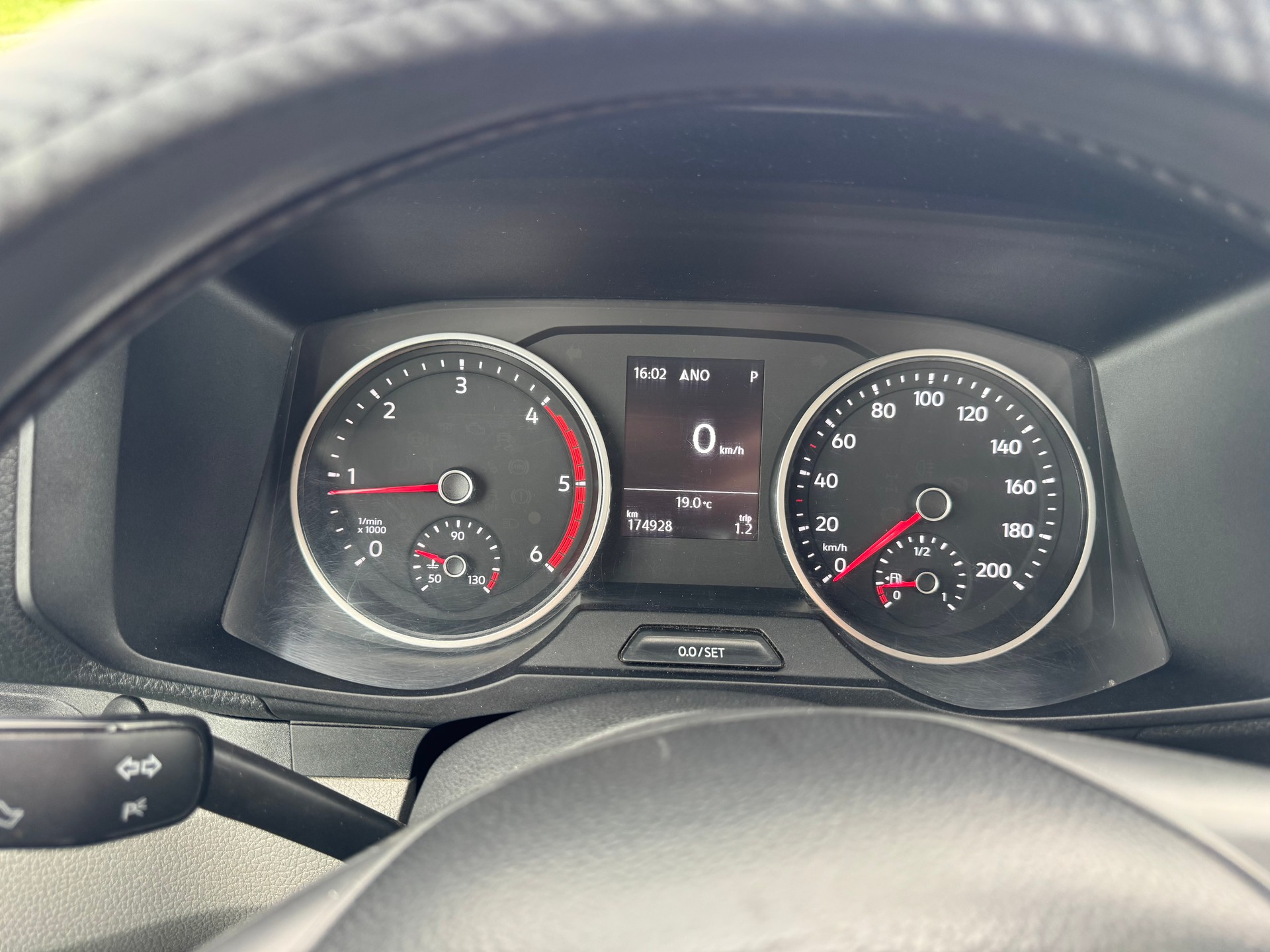 VW Crafter 35 2.0 BiTDI L4 4Motion A-image-11