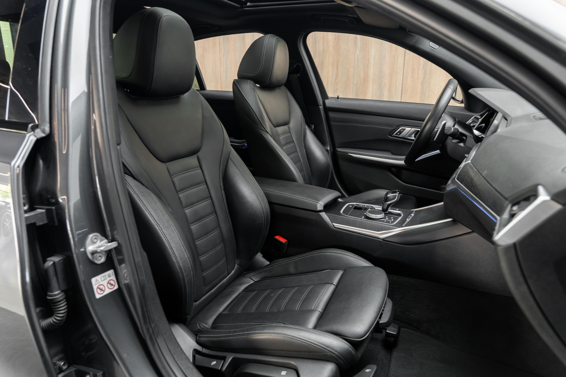 BMW M340d xDrive 48V Steptronic Sport-image-8