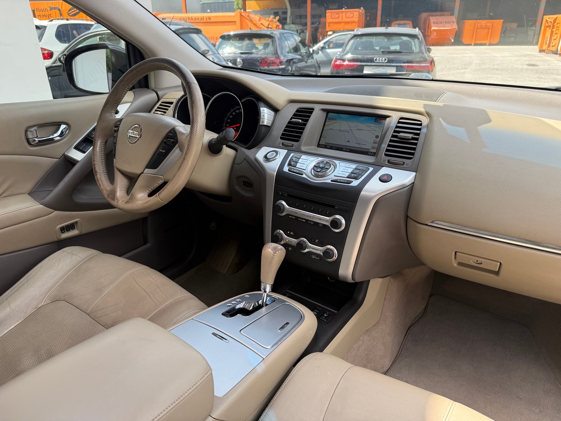 NISSAN Murano 2.5 dCi Executive Automatic-image-10