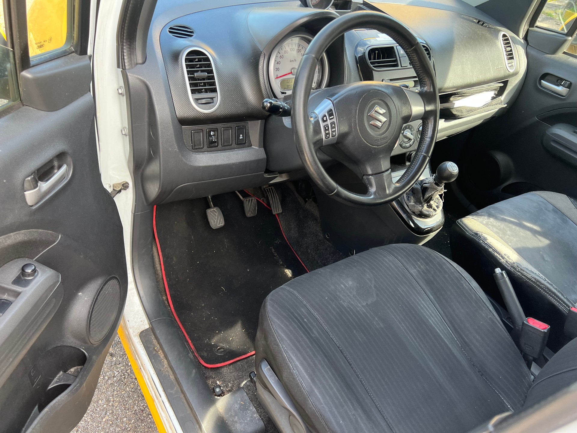 SUZUKI Splash 1.2i 16V Sergio Cellano-image-7