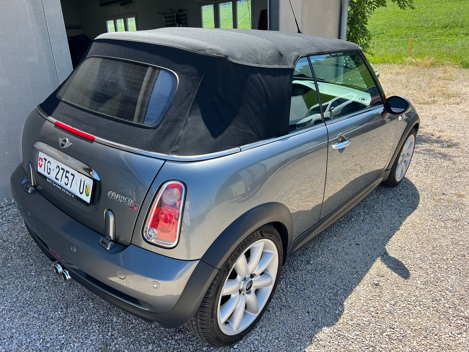 MINI Cooper S Cabriolet-image-3