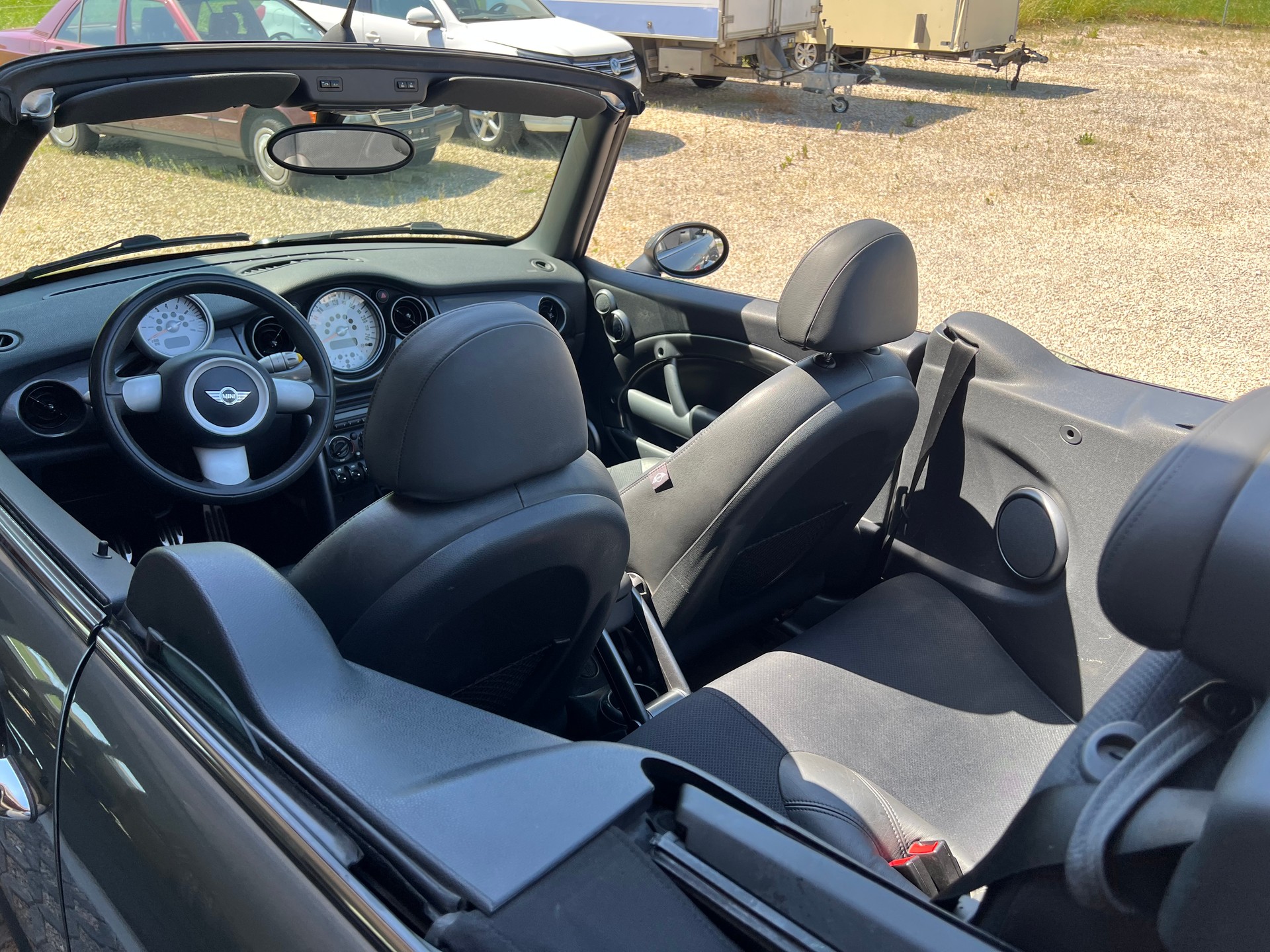 MINI Cooper S Cabriolet-image-10