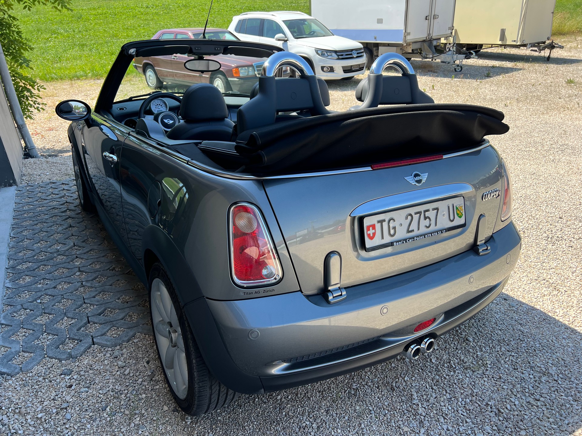 MINI Cooper S Cabriolet-image-11