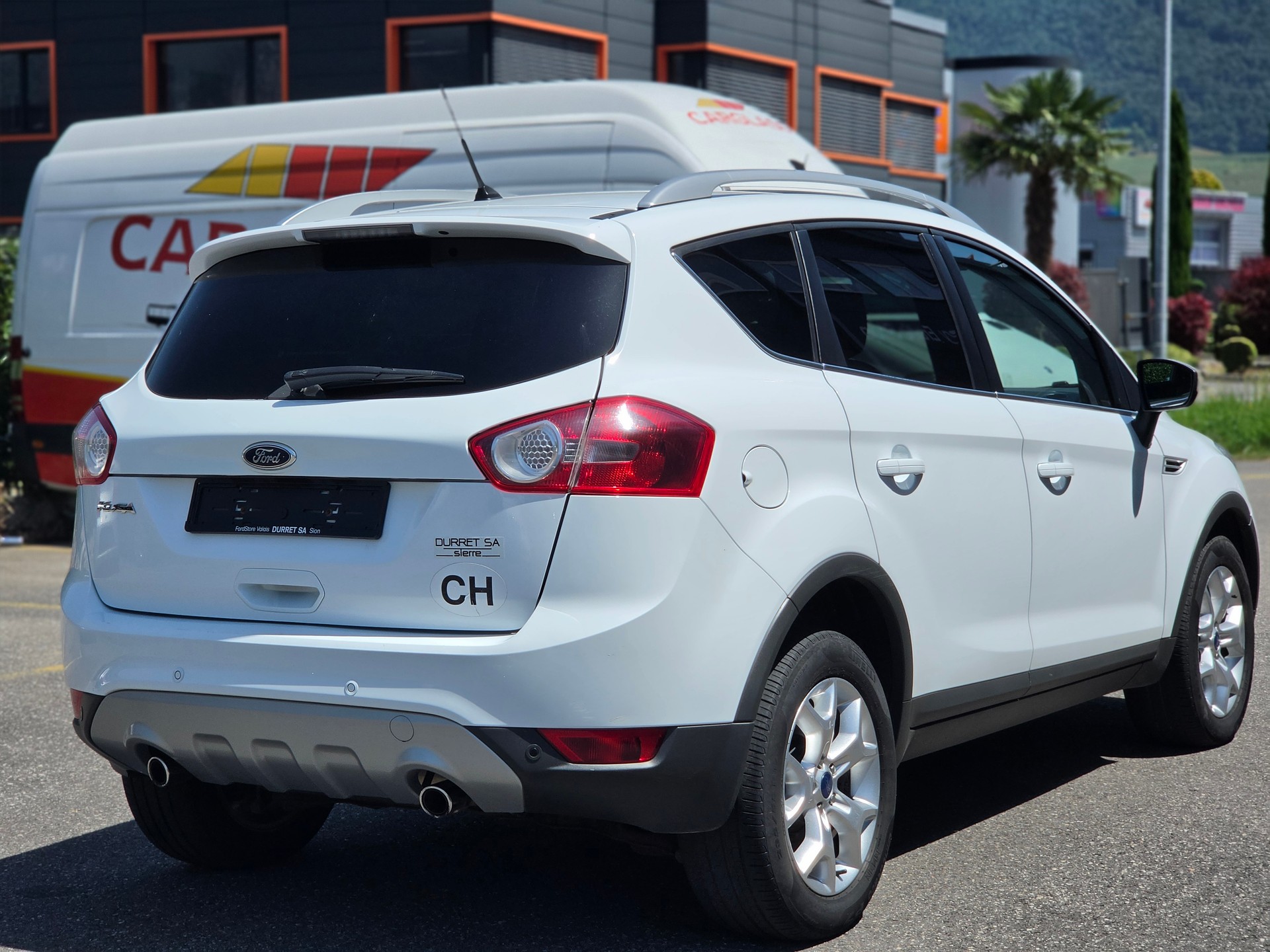 FORD Kuga 2.0 TDCi Individual 4WD-image-5
