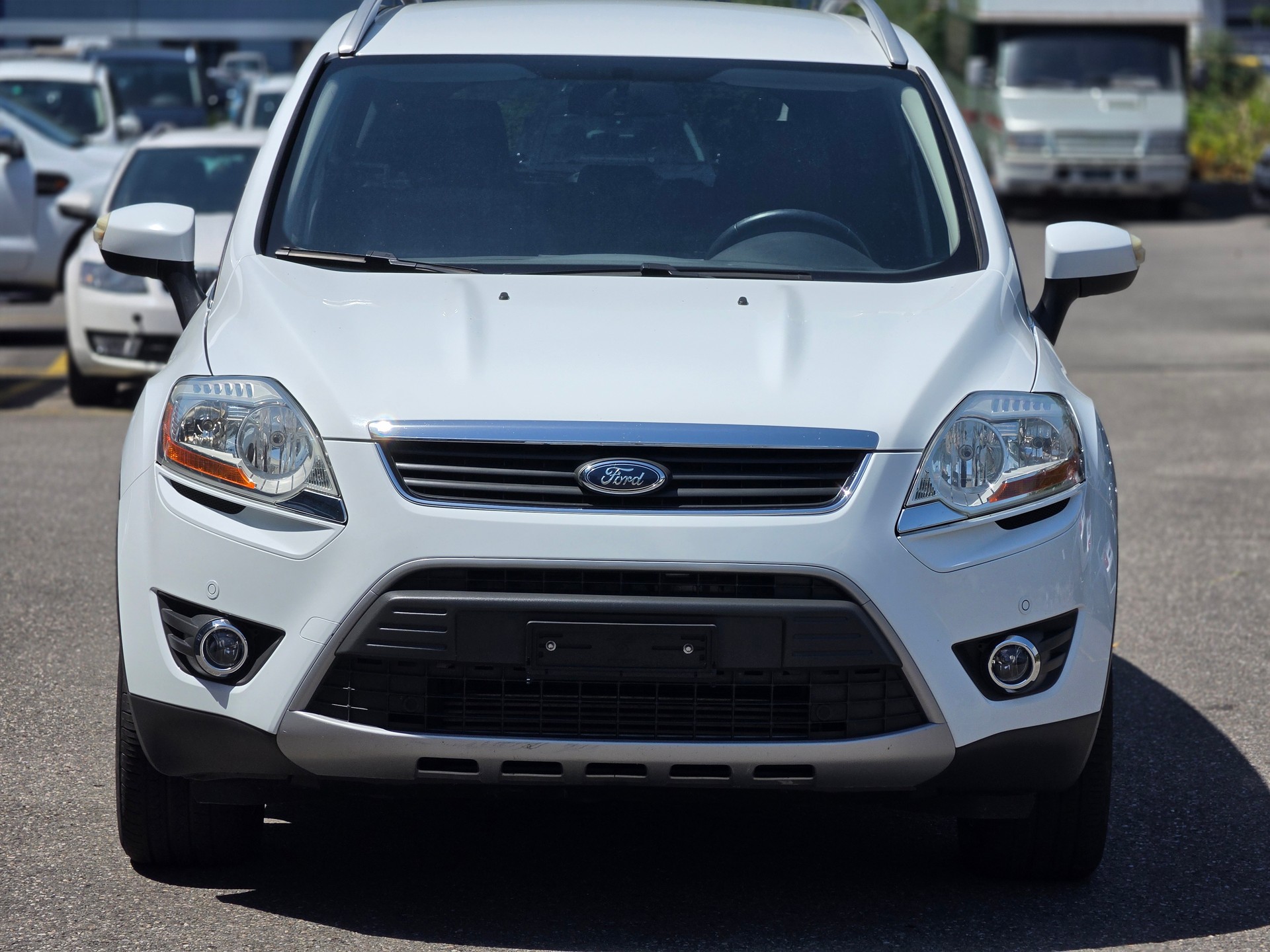 FORD Kuga 2.0 TDCi Individual 4WD-image-1