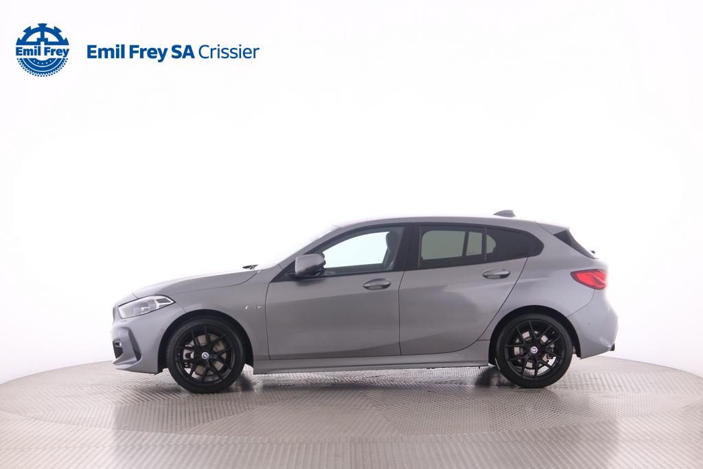 BMW 120i-image-3
