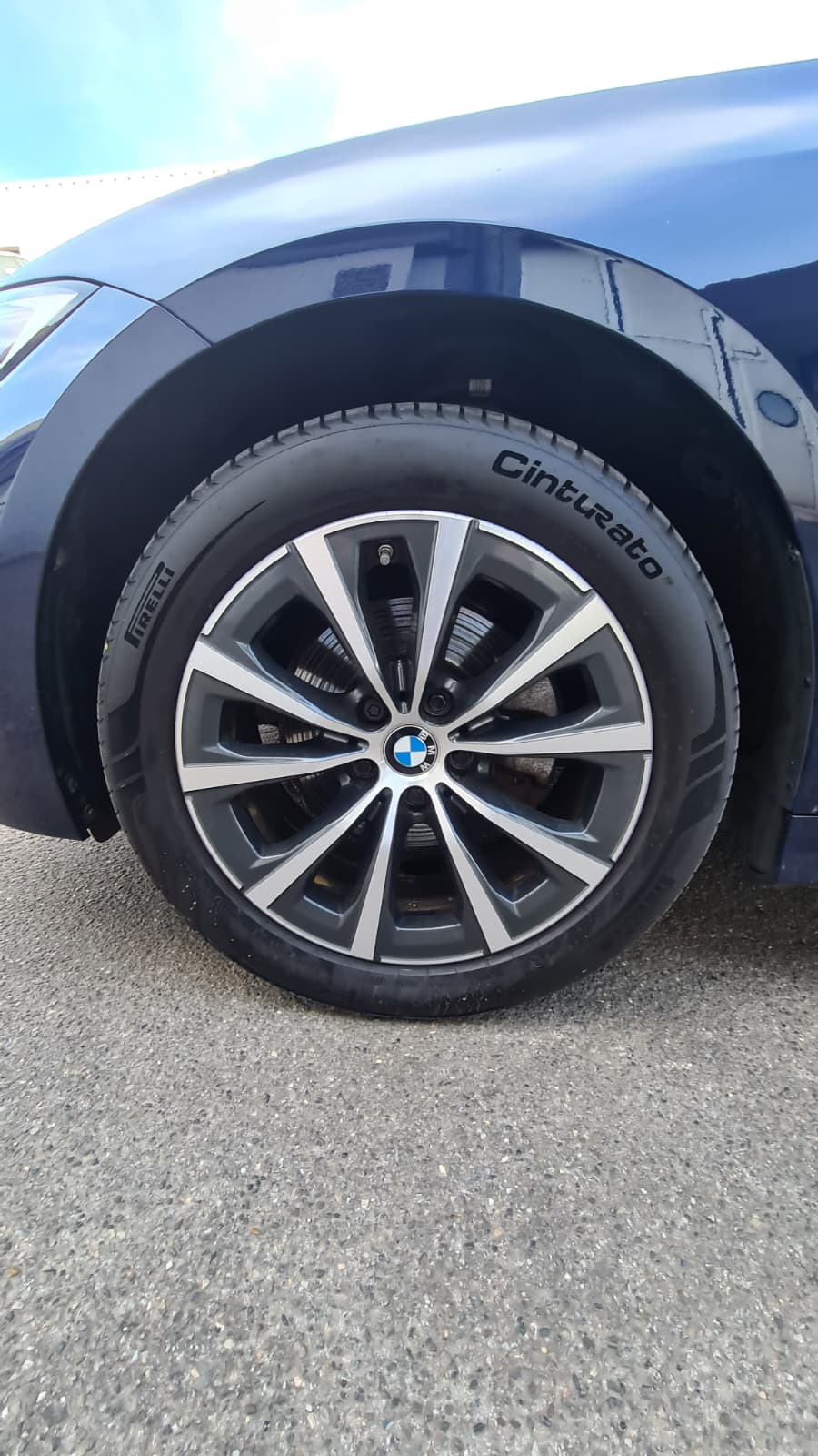 BMW 320d xDrive 48V Touring Steptronic ** Gr-Navi ** Elektrische Sitz mit Sitzmemory ** Abstandsregelsysteme ** Ab MFK & Service-image-16