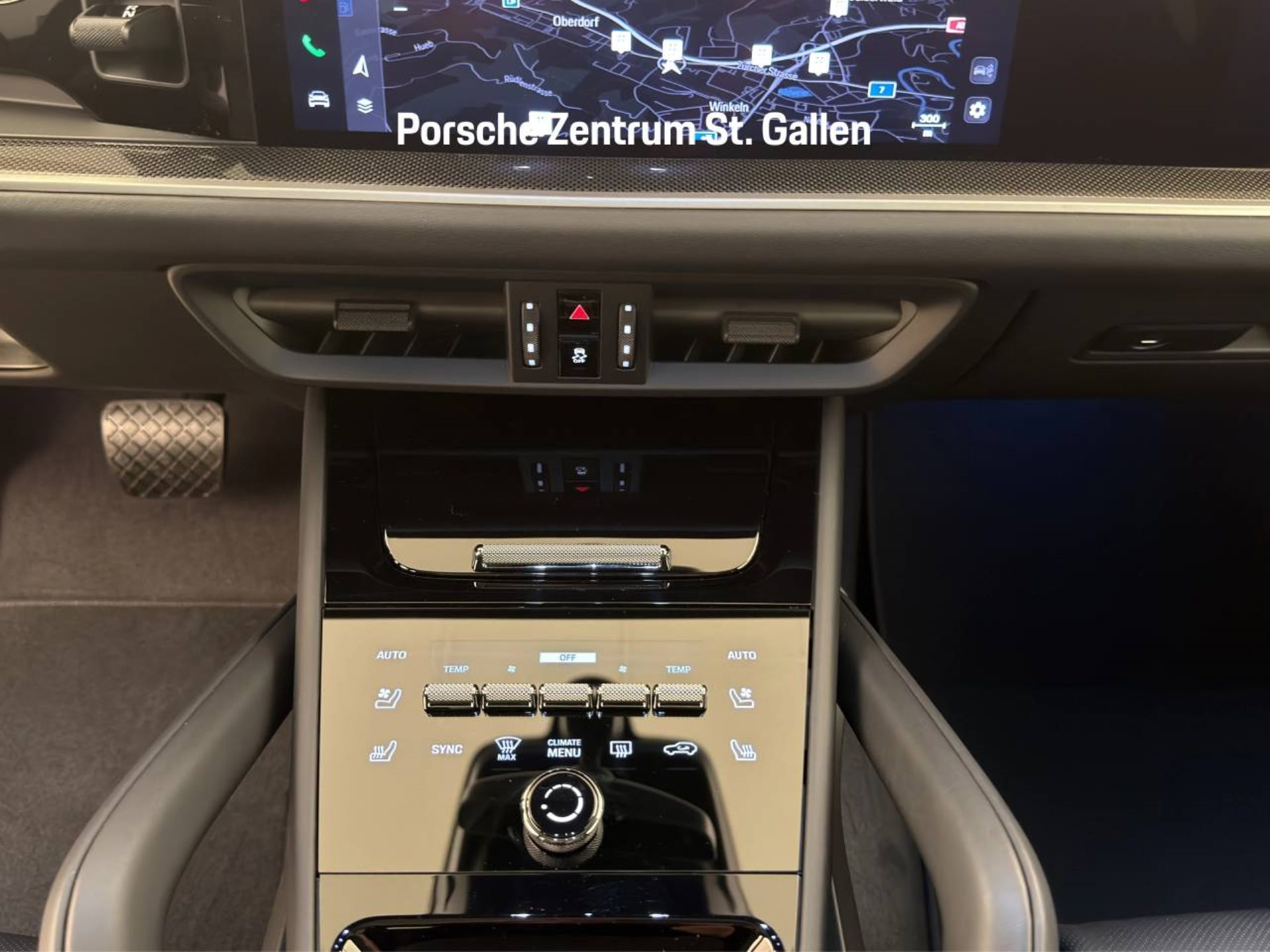 PORSCHE Cayenne E-Hybrid Coupé Black Edition-image-14