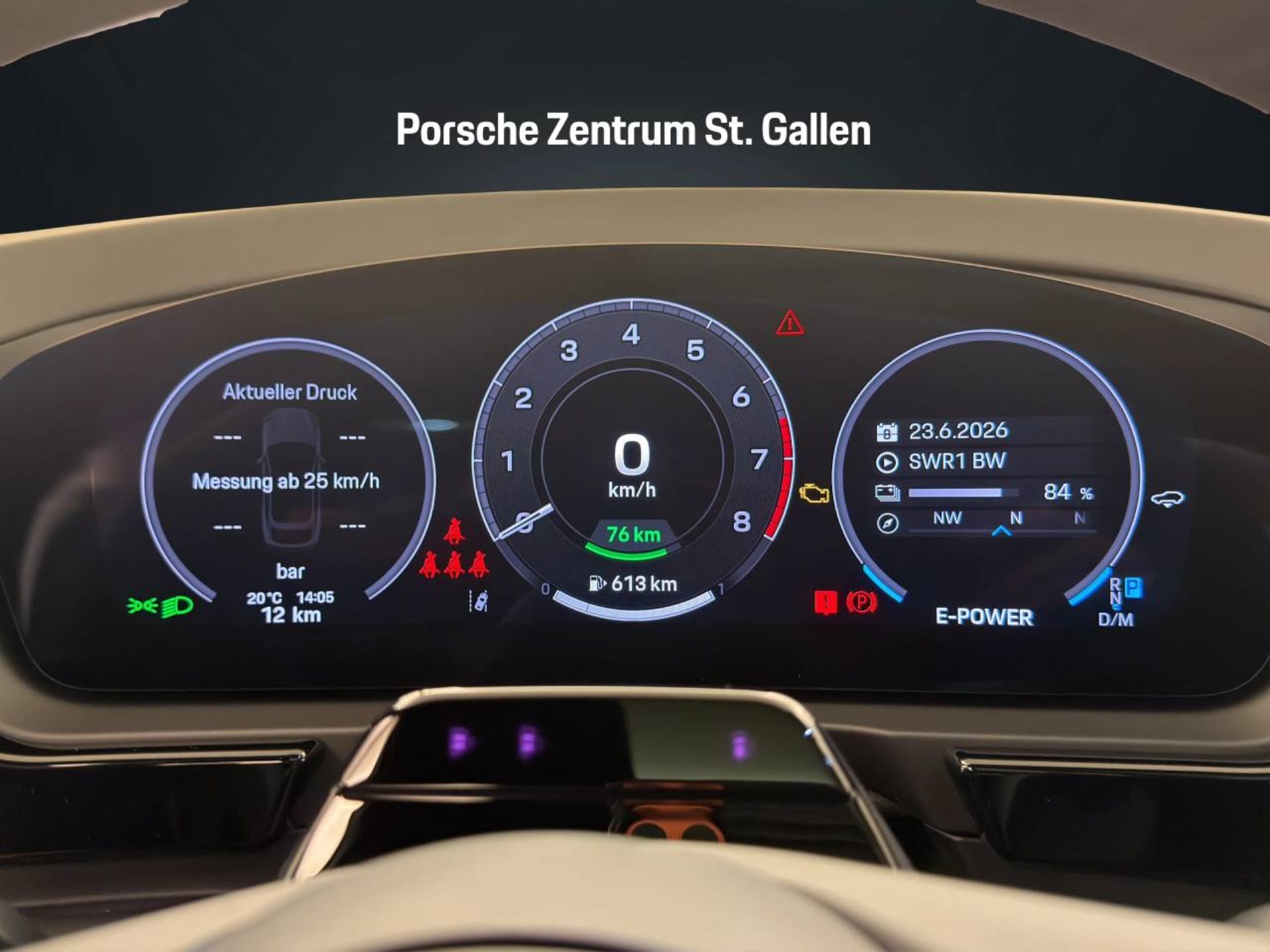 PORSCHE Cayenne E-Hybrid Coupé Black Edition-image-23
