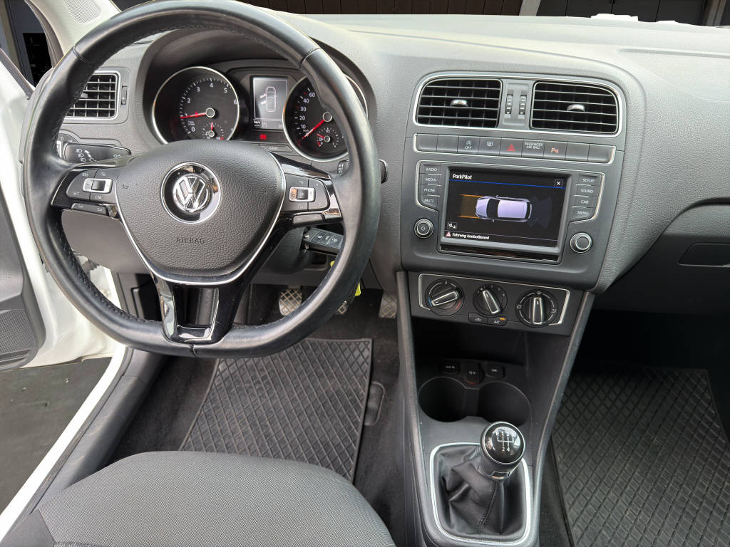 VW Polo 1.2 TSI 90 BlueMT Comfortline-image-14