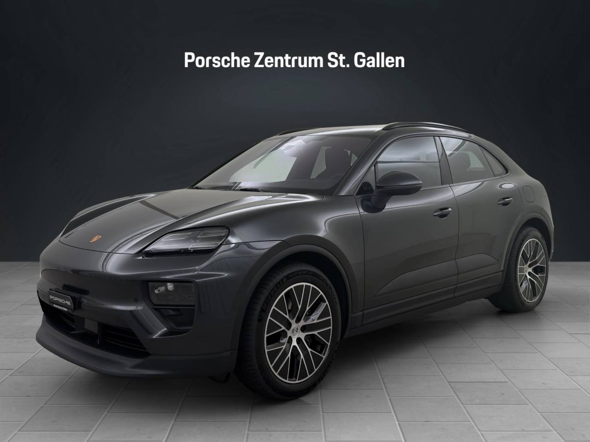 PORSCHE Macan 4-image-0