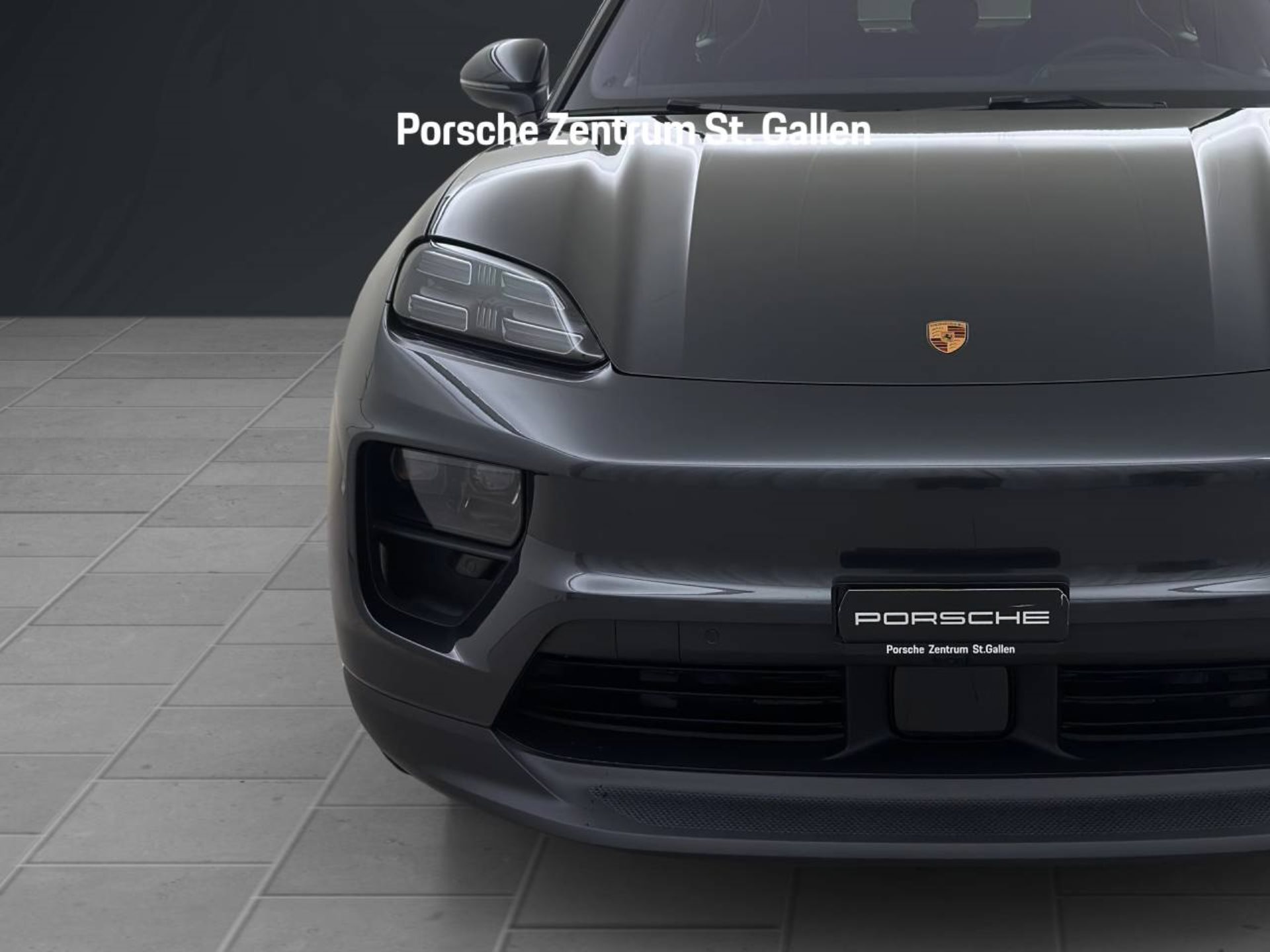 PORSCHE Macan 4-image-8