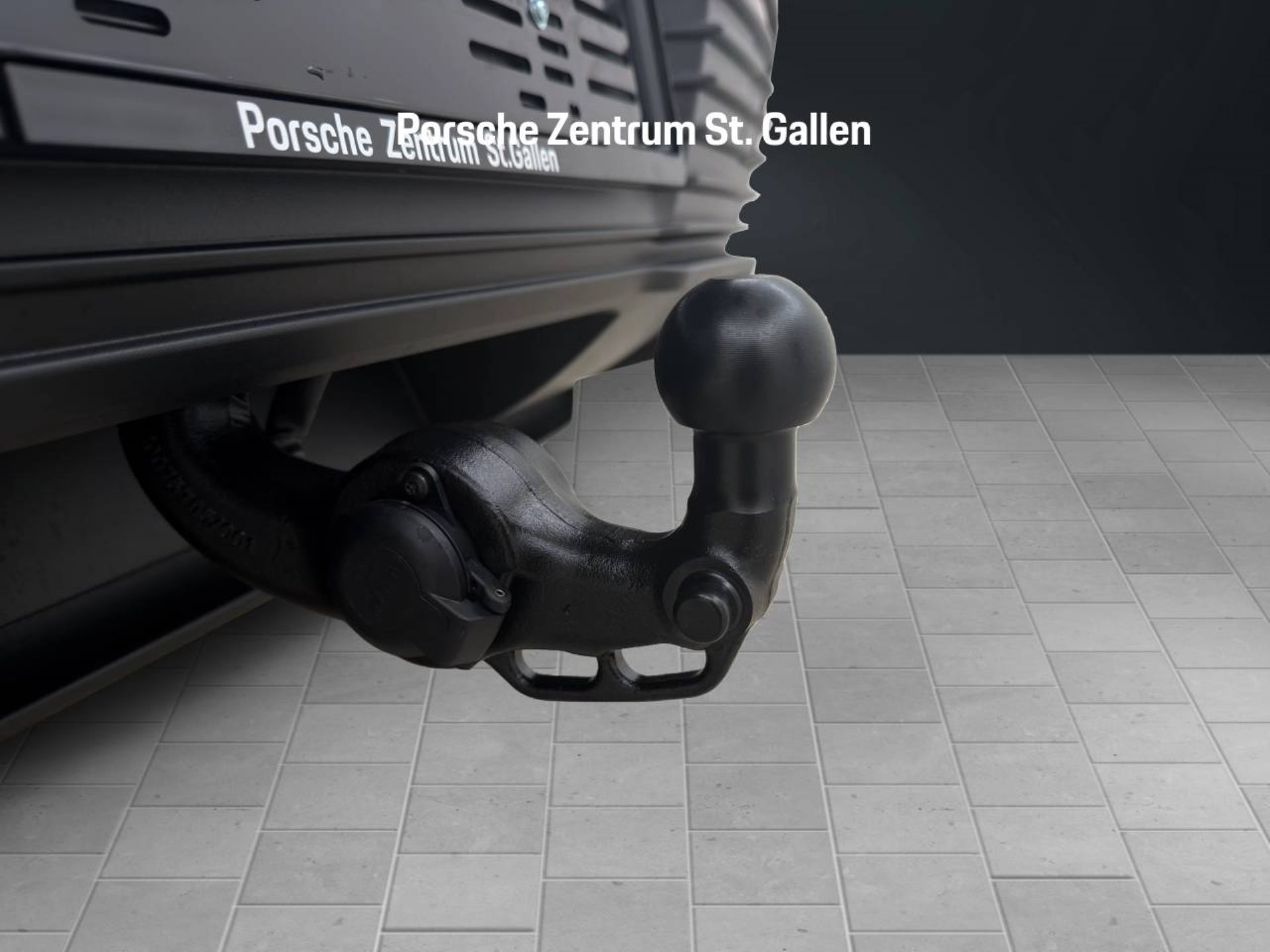 PORSCHE Macan 4-image-10