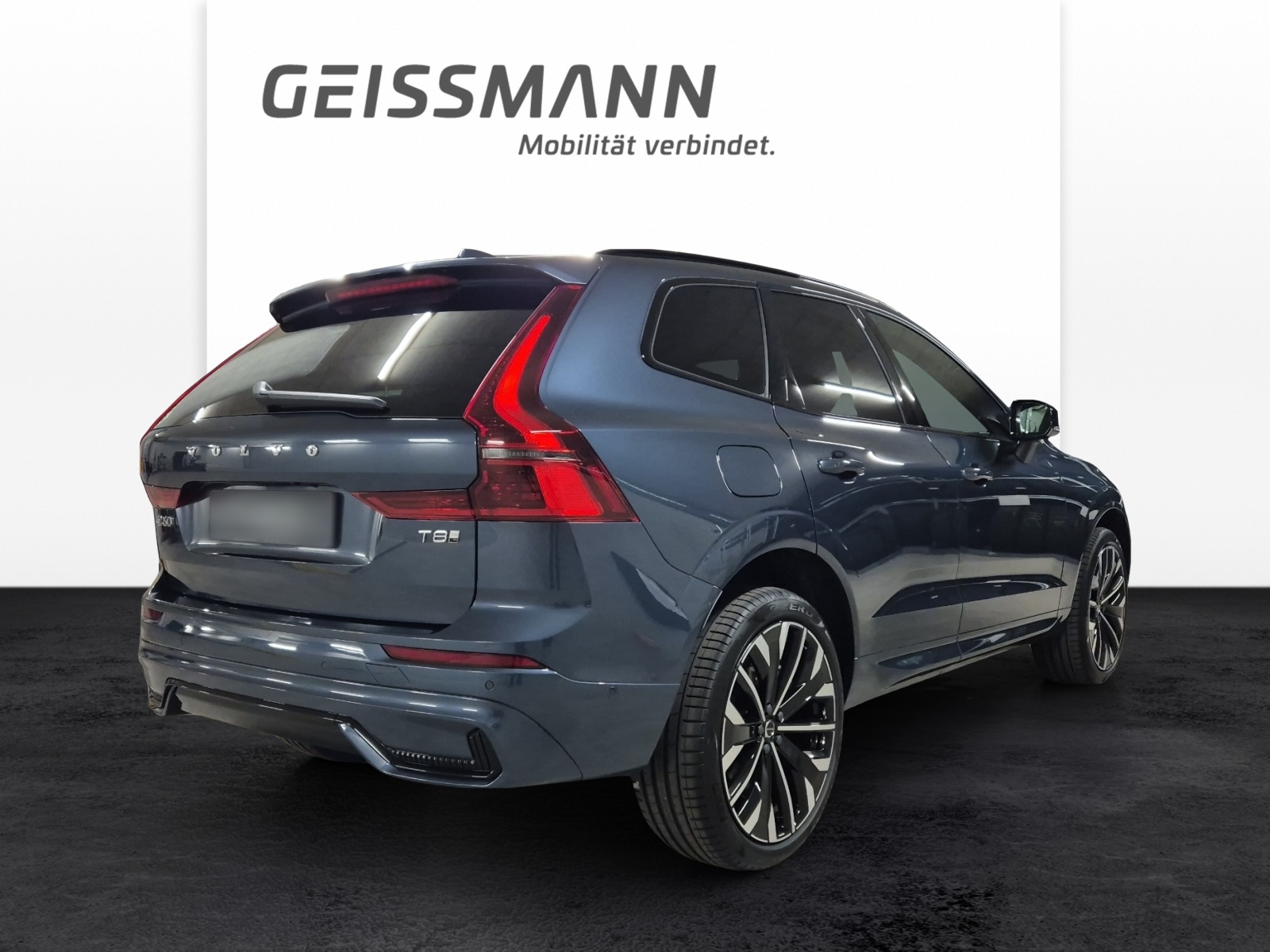 VOLVO XC60 2.0 T8 TE Ultra Dark eAWD-image-4