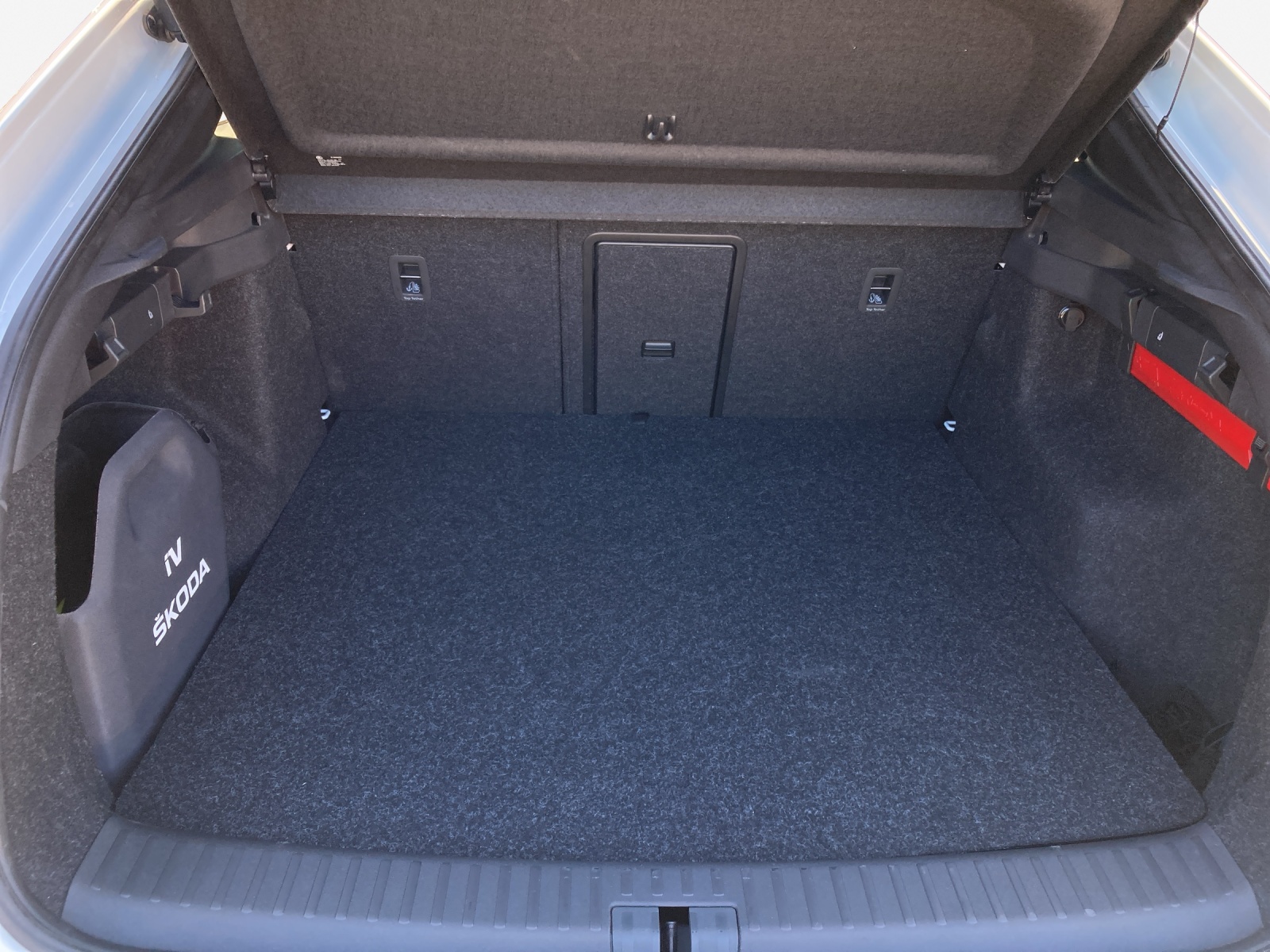 SKODA Enyaq Coupé RS iV 80 4x4-image-13