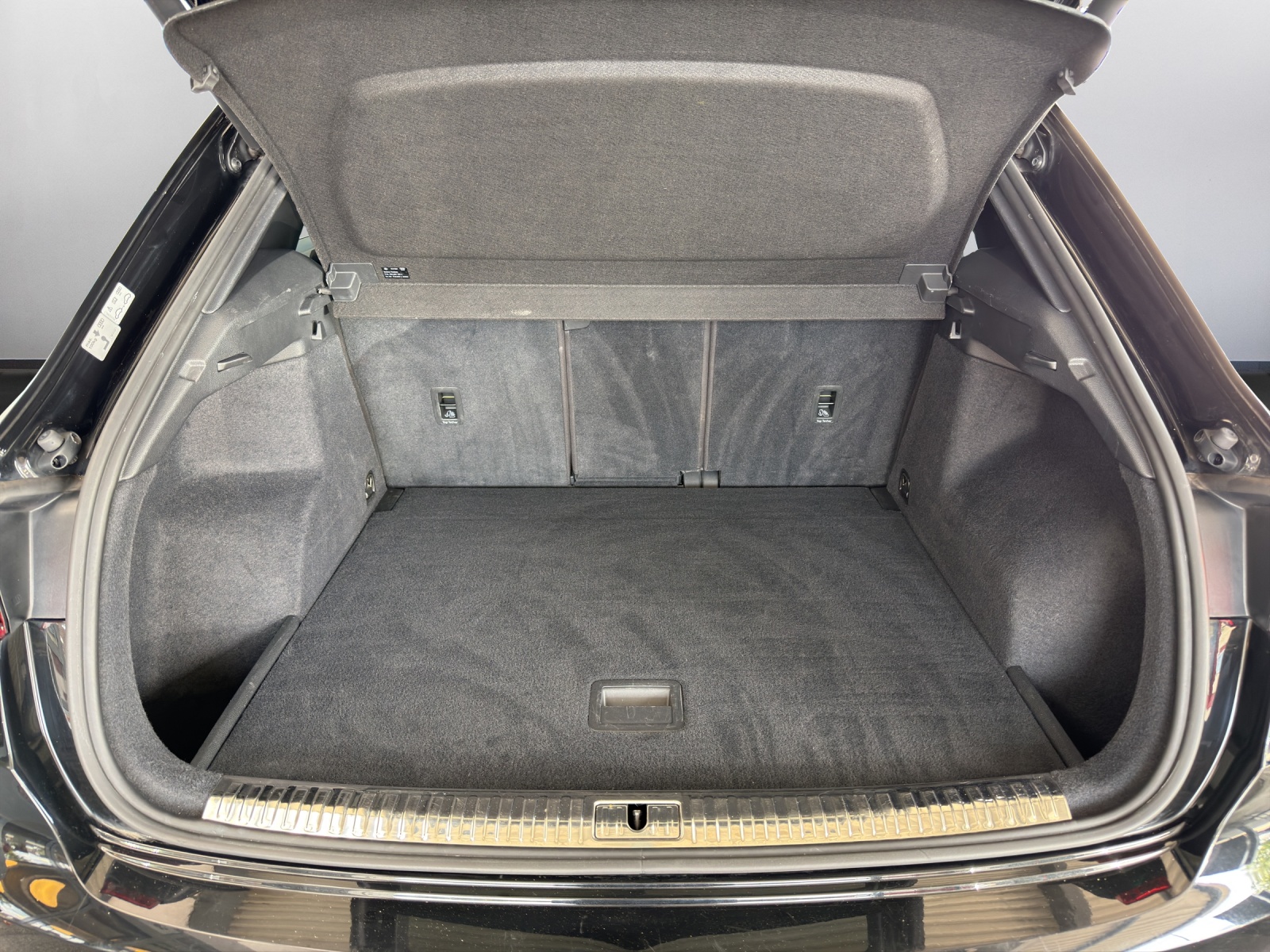 AUDI Q3 45 TFSI quattro S-tronic-image-13