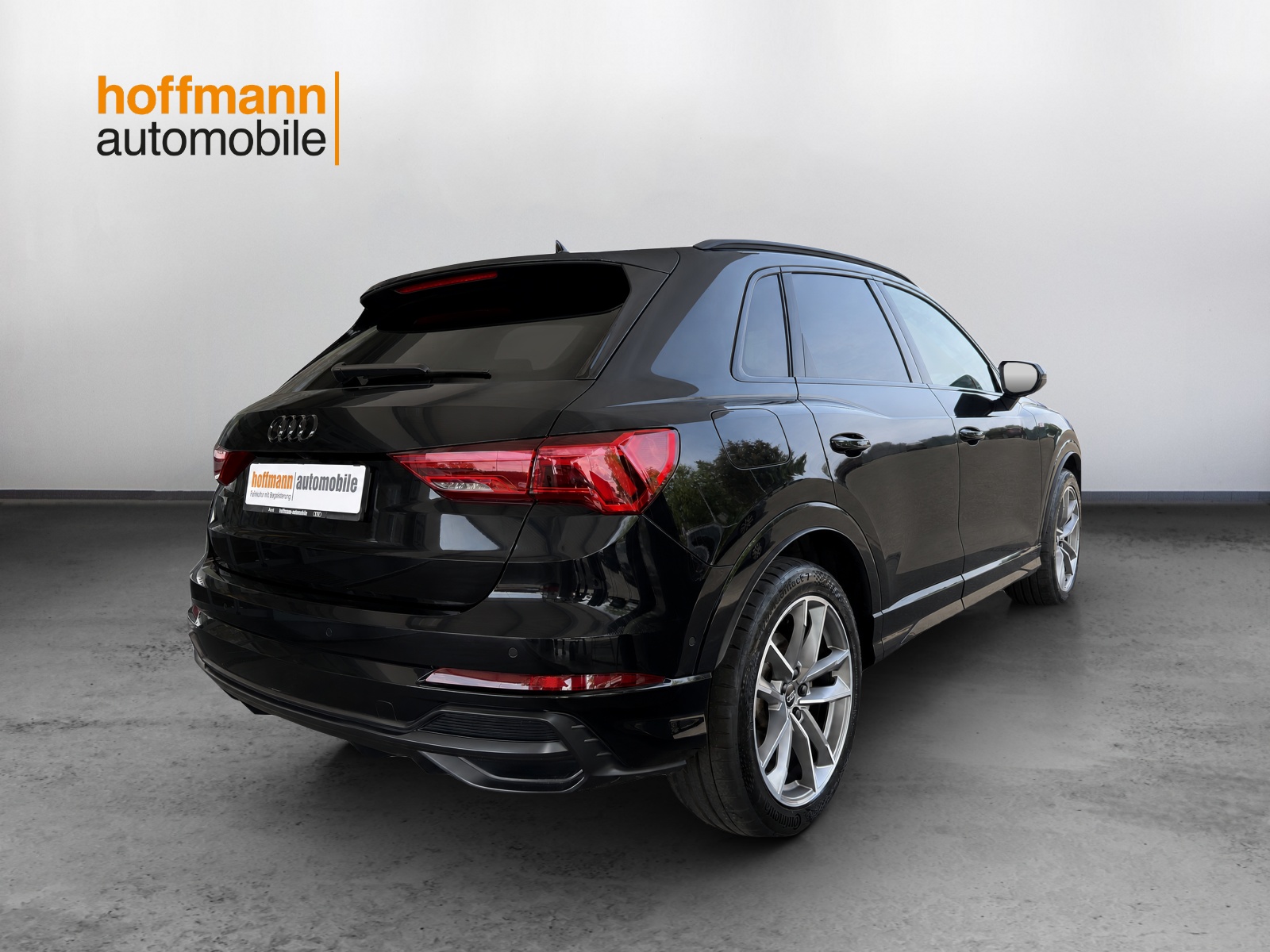 AUDI Q3 45 TFSI quattro S-tronic-image-3