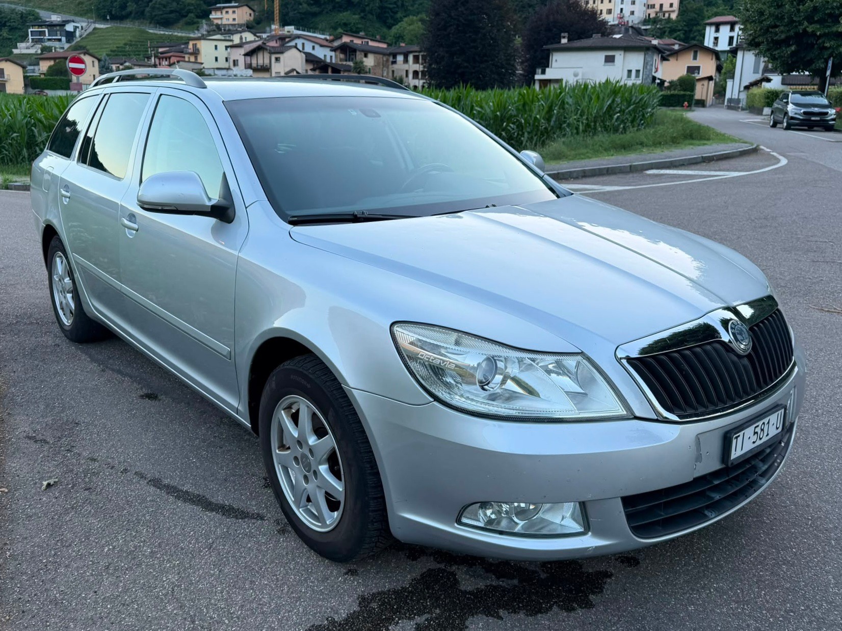 SKODA Octavia Combi 1.9 TDI 4x4-image-1