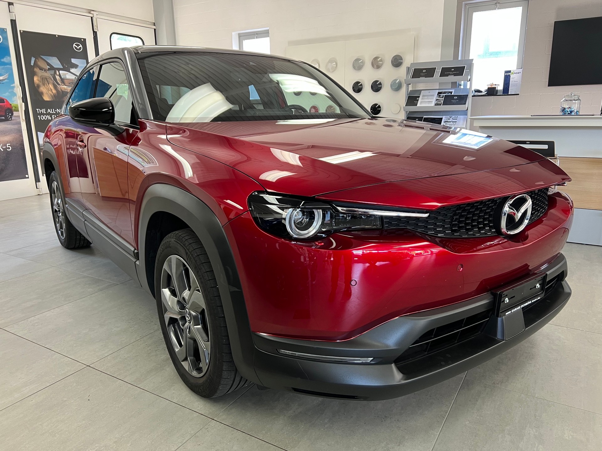 MAZDA MX-30 e-Skyactiv Revolution-image-0