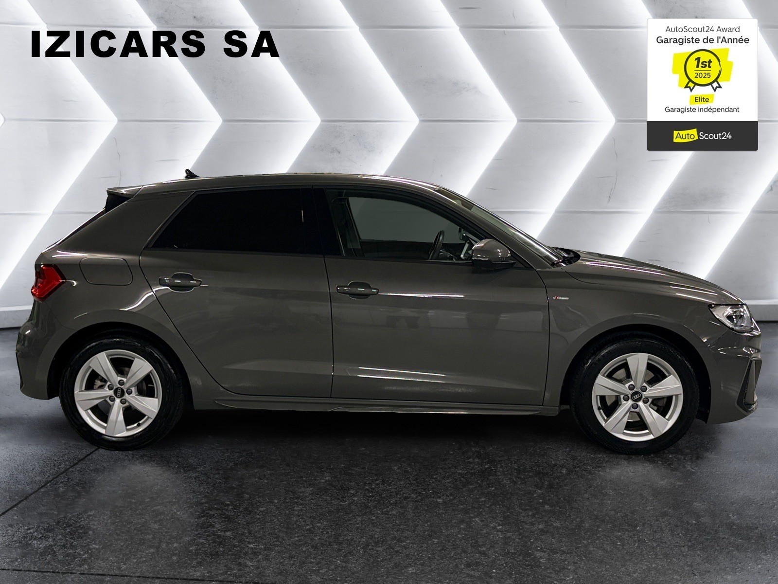 AUDI A1 Sportback 30 TFSI S Line Attraction S-tronic-image-8