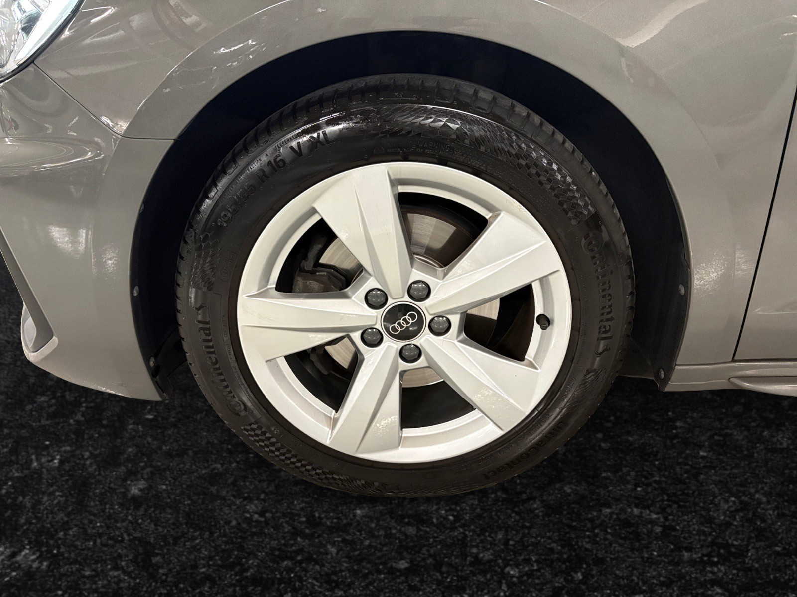 AUDI A1 Sportback 30 TFSI S Line Attraction S-tronic-image-15