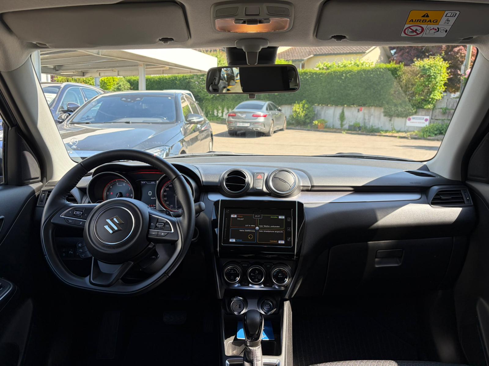 SUZUKI Swift 1.2 Compact Top Hybrid CVT-image-9