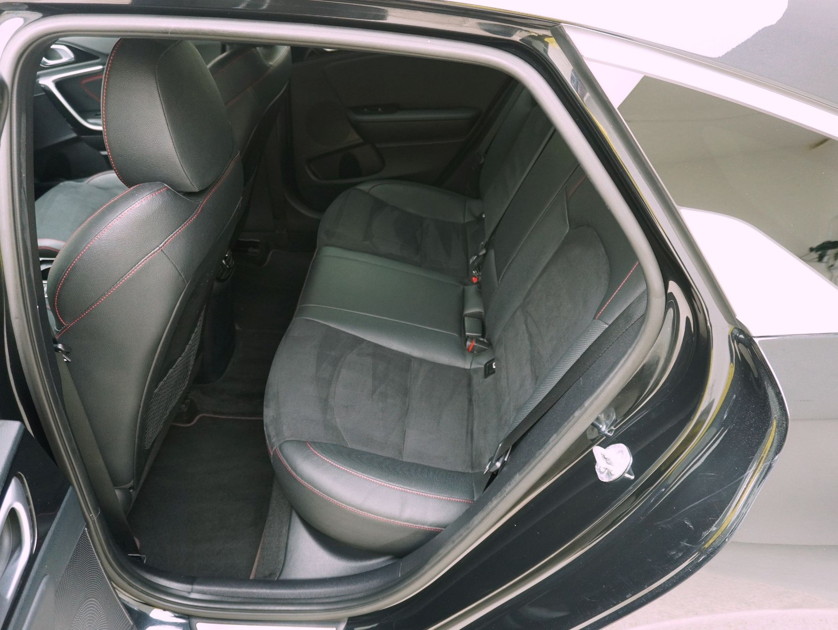 KIA Ceed Pro1.6 T-GDi GT-image-10