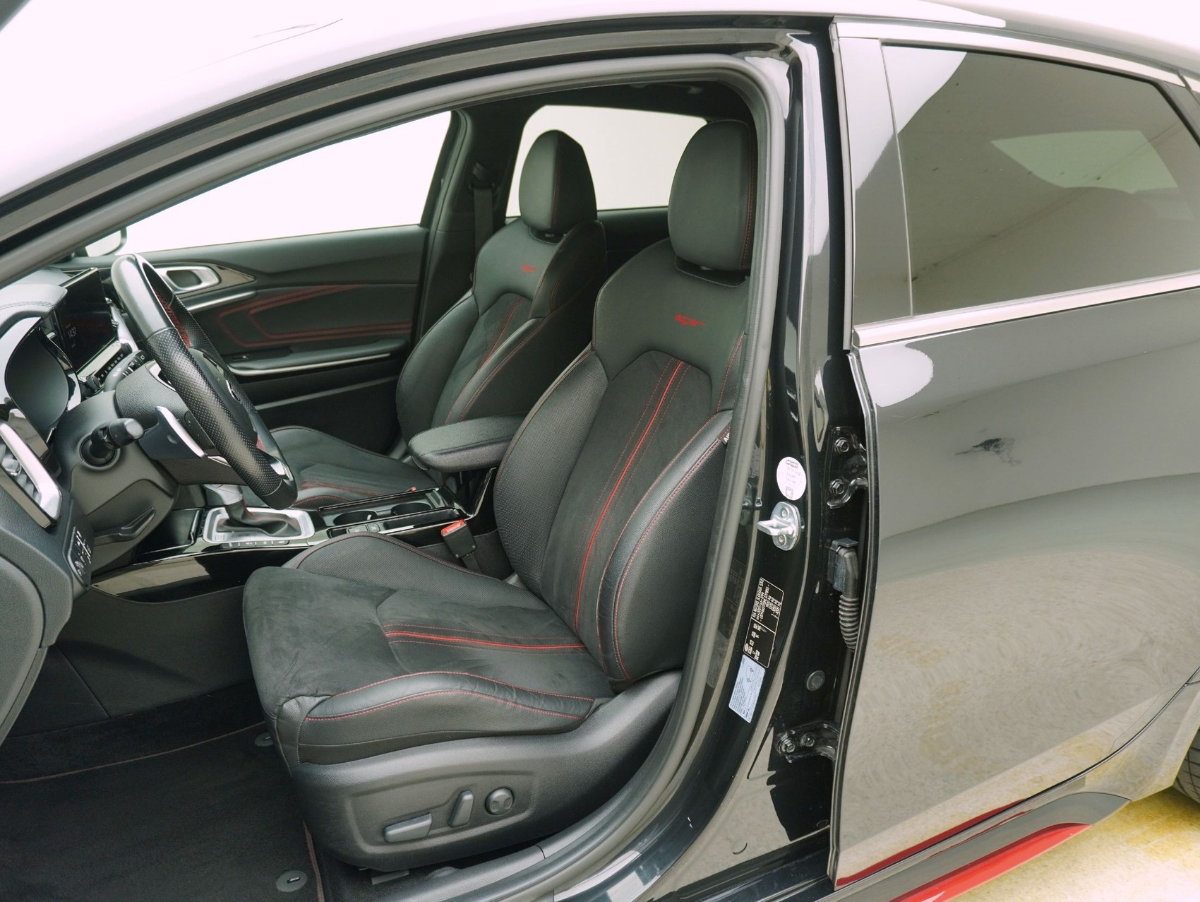 KIA Ceed Pro1.6 T-GDi GT-image-8