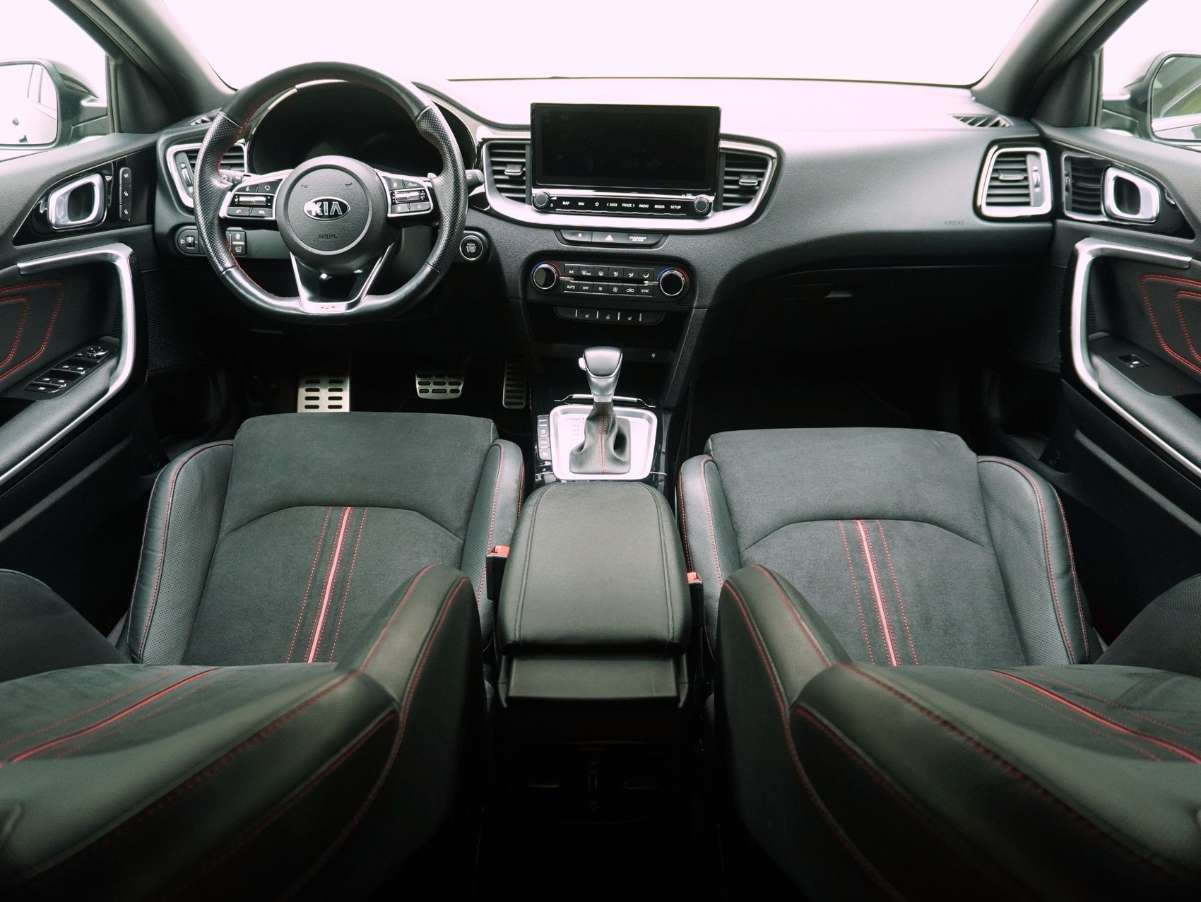 KIA Ceed Pro1.6 T-GDi GT-image-11