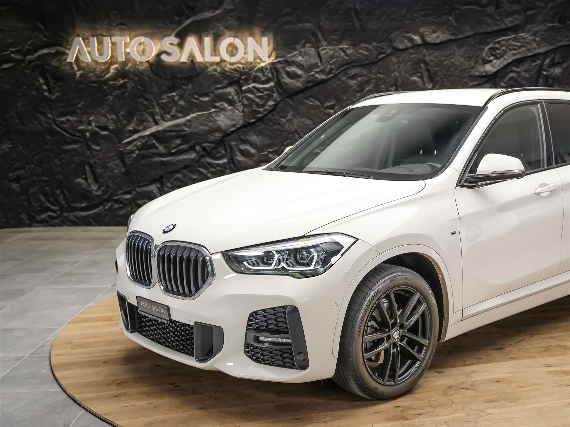 BMW X1 xDrive 18d M Sport Steptronic *CH Auto*El. Sitze mit Memory*-image-13