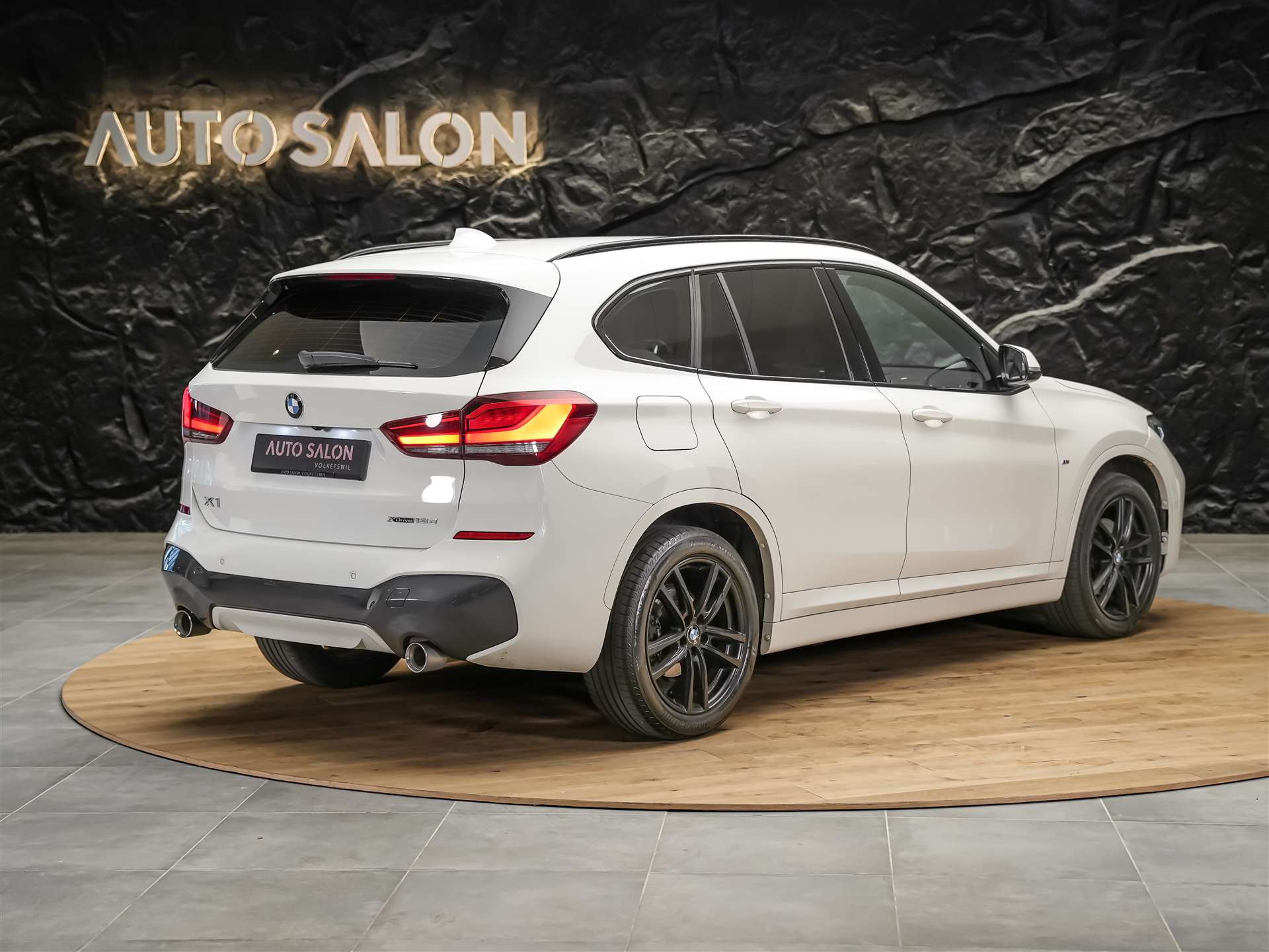 BMW X1 xDrive 18d M Sport Steptronic *CH Auto*El. Sitze mit Memory*-image-4