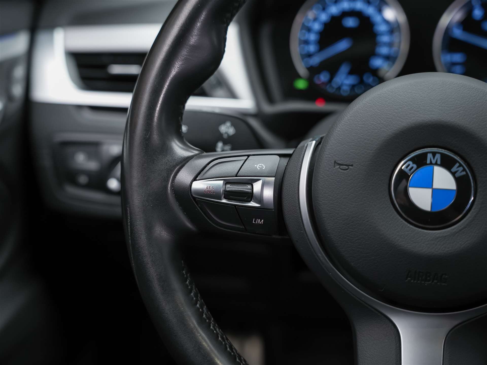 BMW X1 xDrive 18d M Sport Steptronic *CH Auto*El. Sitze mit Memory*-image-28
