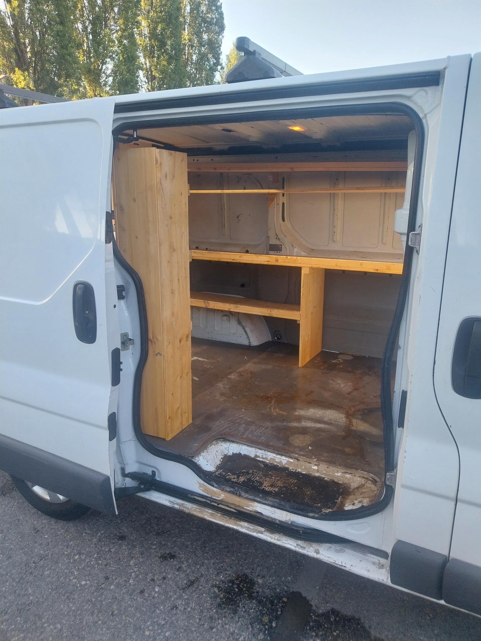 RENAULT Trafic 2.0 dCi 90 2.7t L1H1-image-6