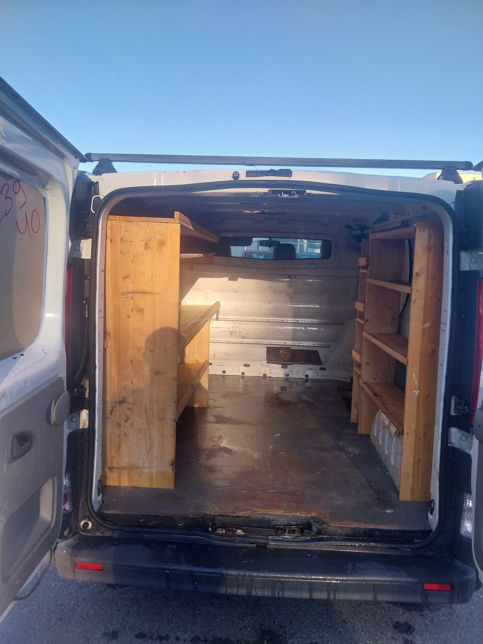 RENAULT Trafic 2.0 dCi 90 2.7t L1H1-image-5