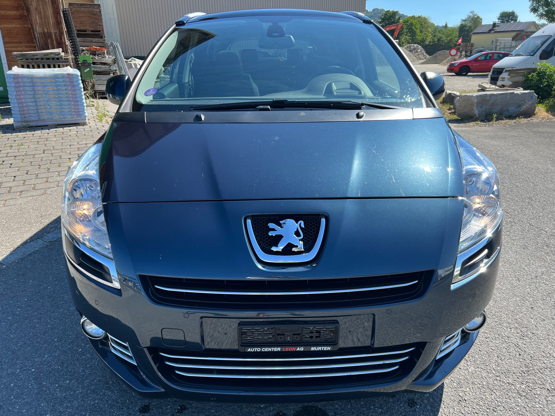 PEUGEOT 5008 1.6 16V T Sport Pack