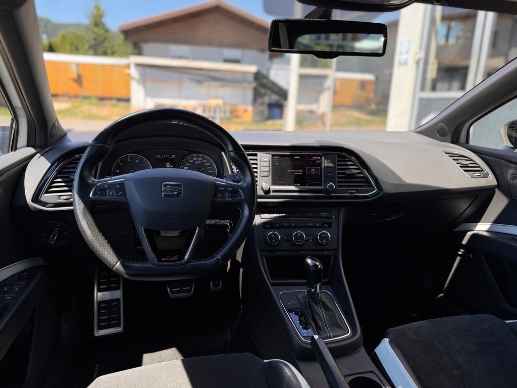 SEAT Leon ST 2.0 TSI Cupra 280 DSG-image-4