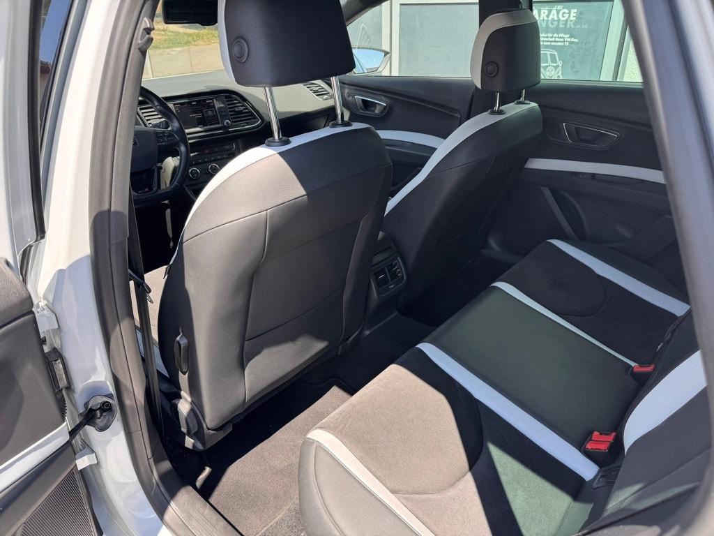 SEAT Leon ST 2.0 TSI Cupra 280 DSG-image-6