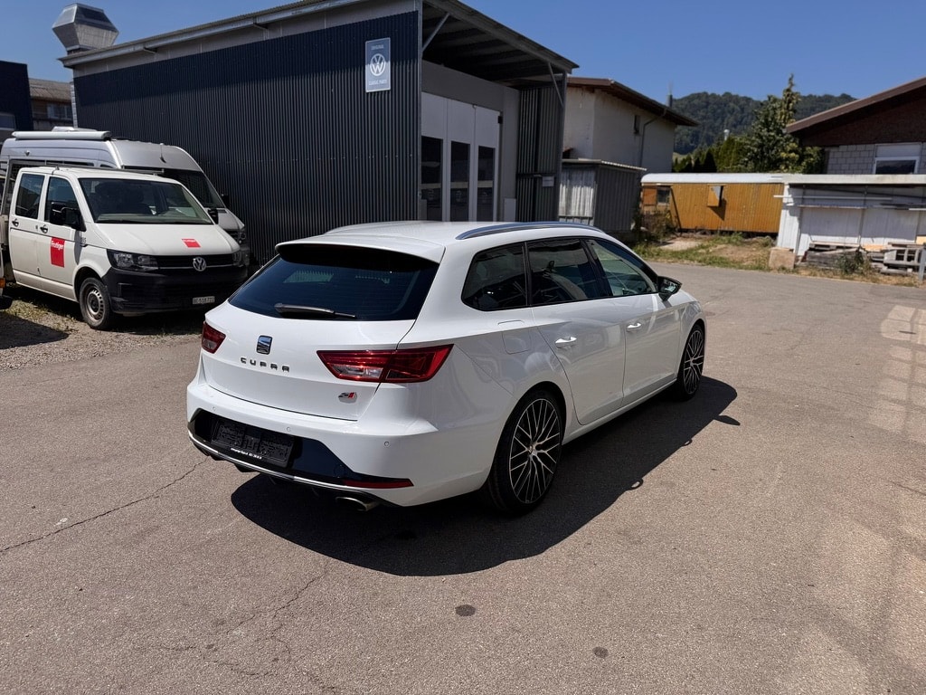 SEAT Leon ST 2.0 TSI Cupra 280 DSG-image-2