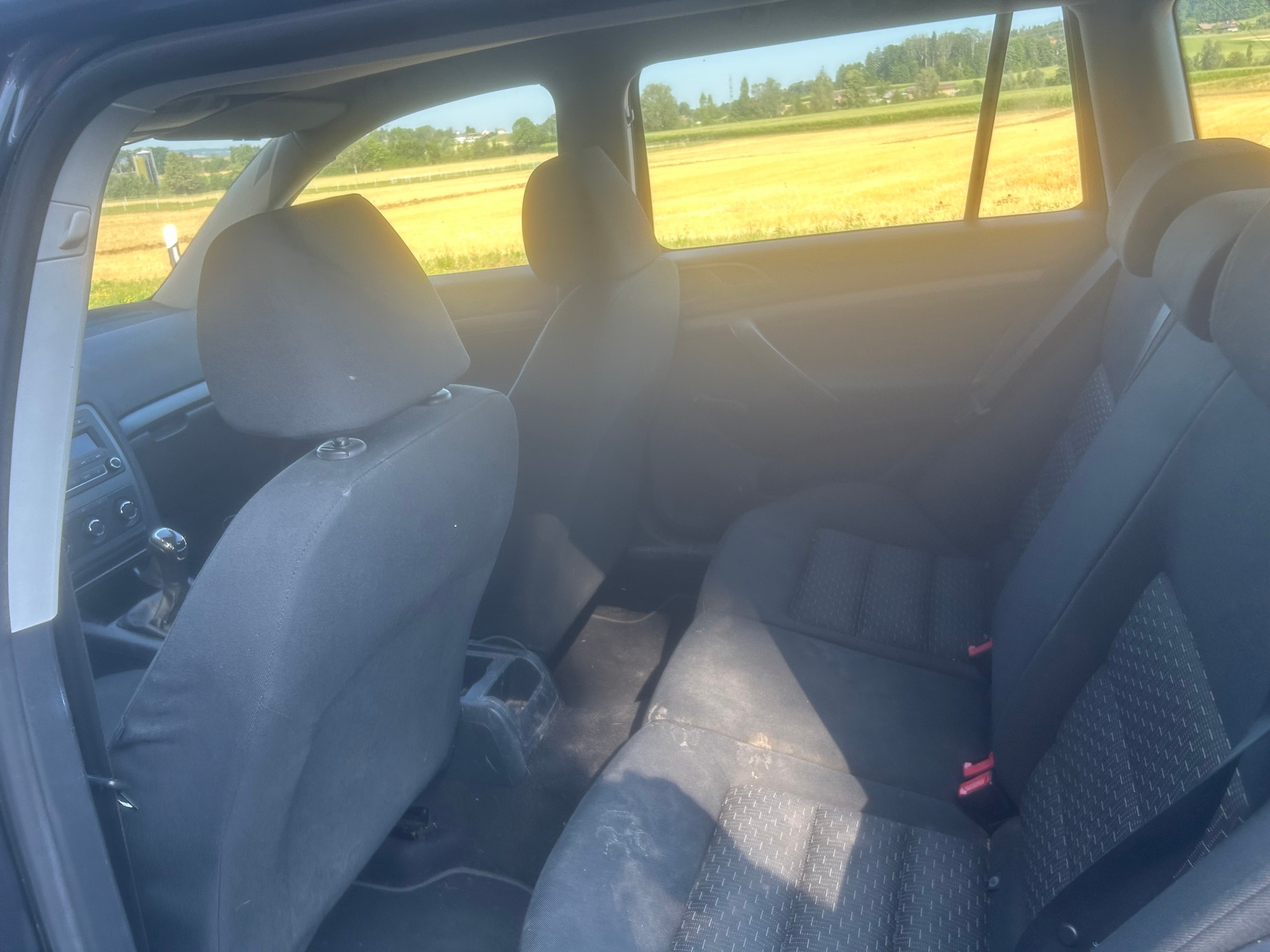 SKODA Octavia Combi 1.4 TSI Ambition-image-5